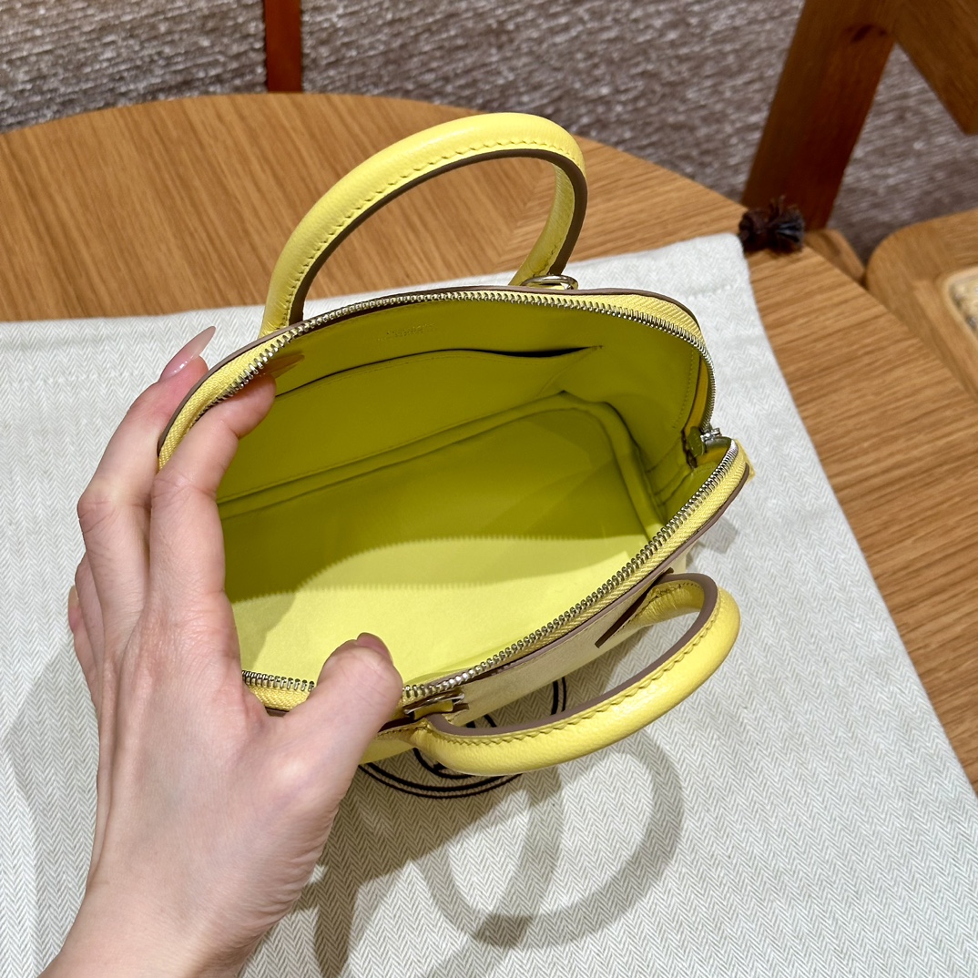 Hermès Bolide 21 Lime  Chever