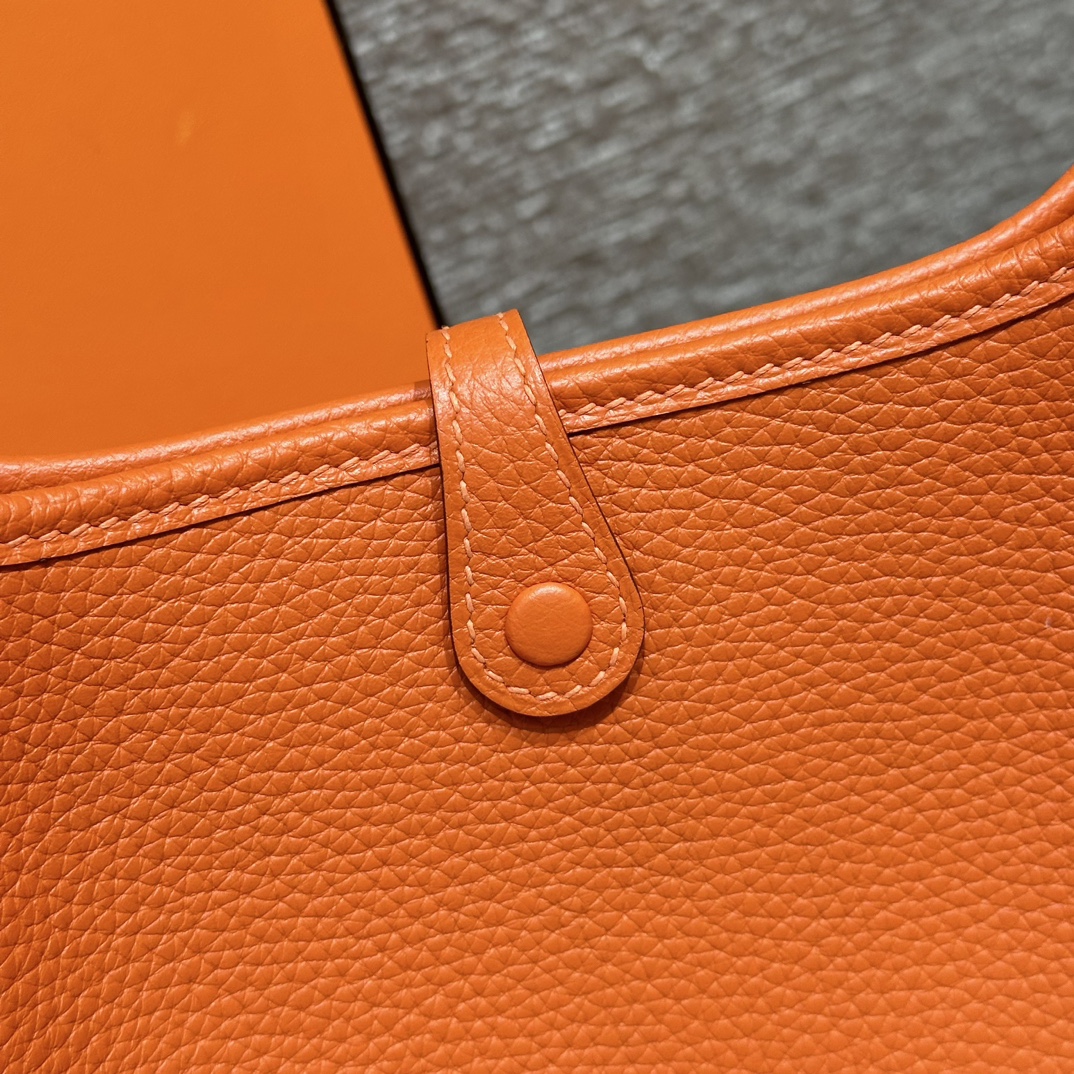 Hermès  Evelyne 16 Feu Clemence