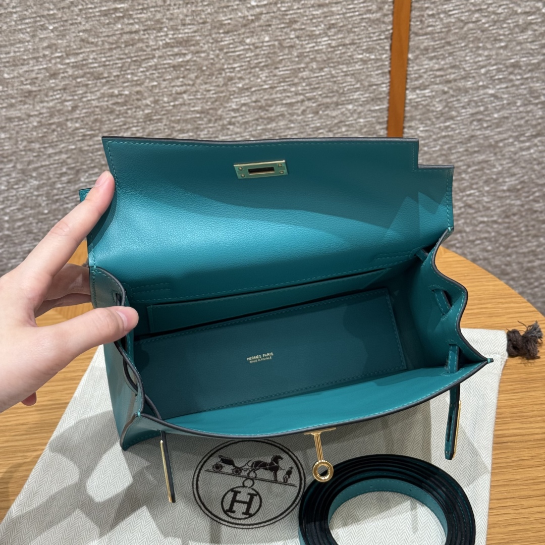 Hermès Kelly danse 22 Blue paon Swift