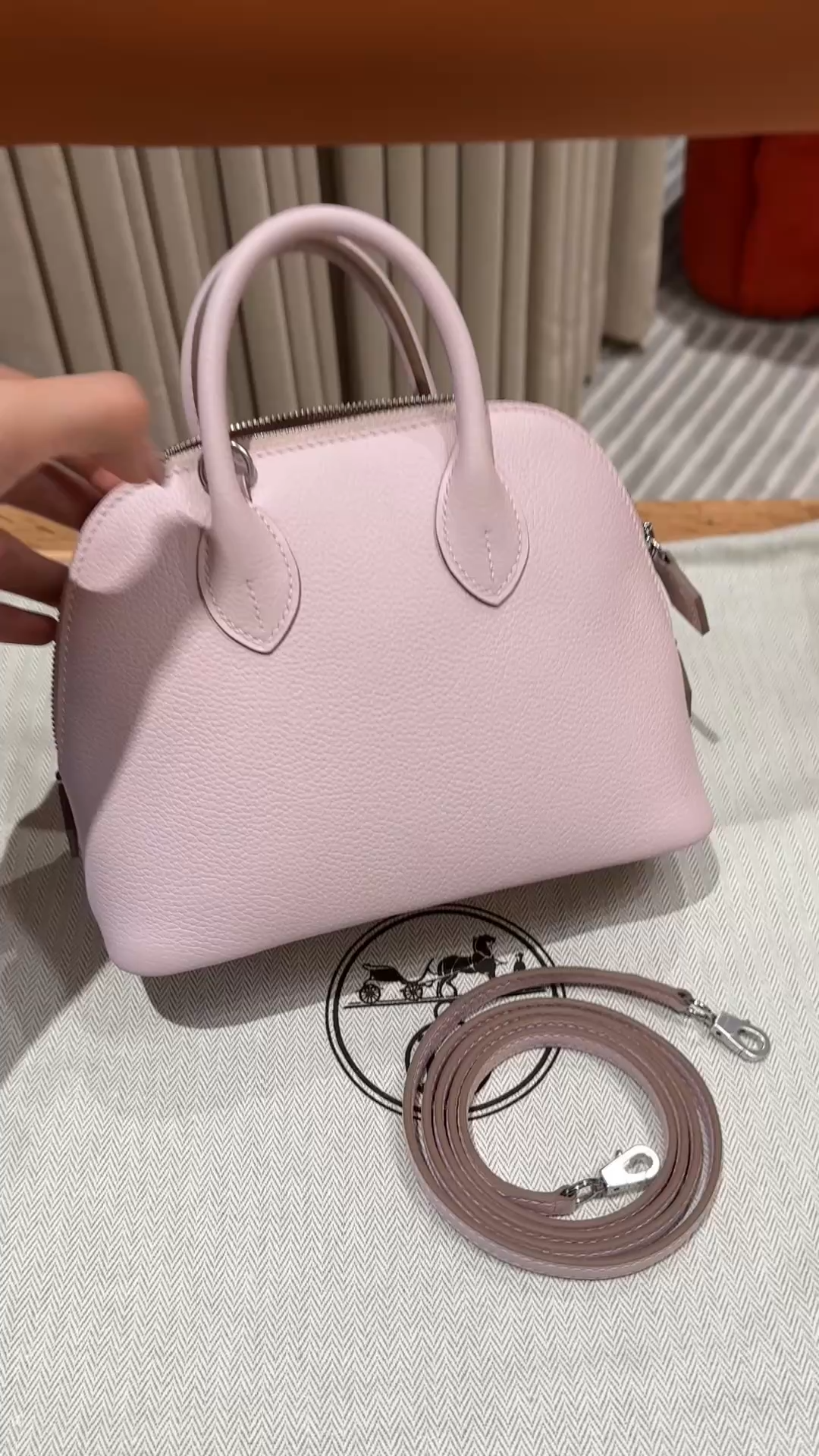 Hermès Bolide 21 Mauve pale  Evercolor