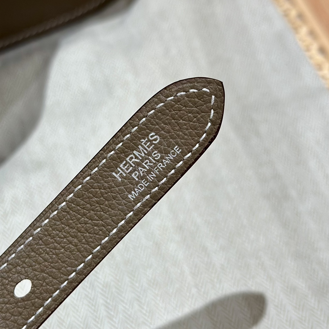 Hermès Halzan 31 Etoupe Swift