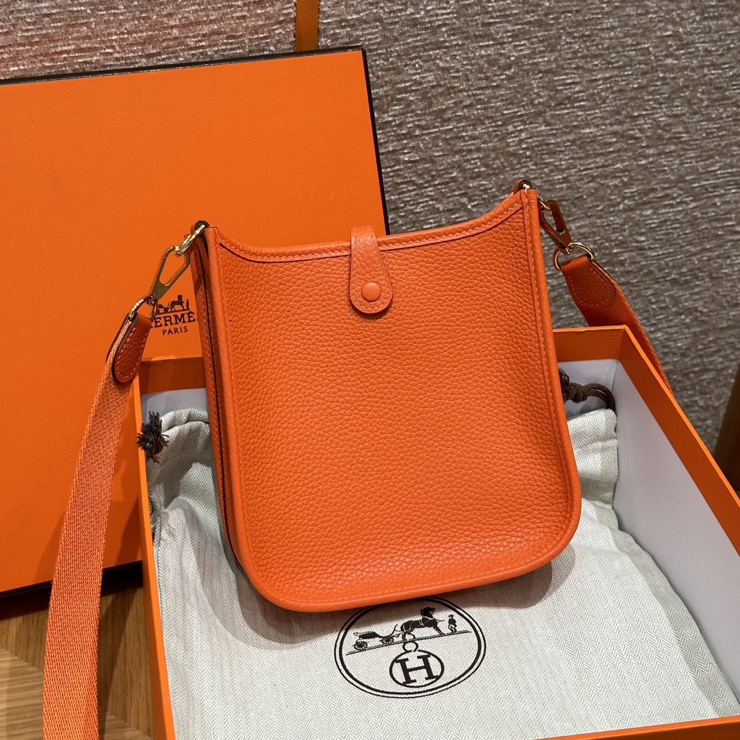 Hermès  Evelyne 16 Feu Clemence