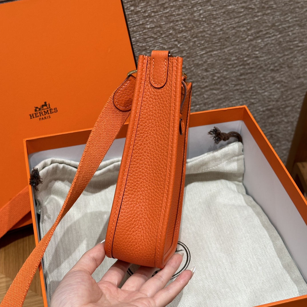 Hermès  Evelyne 16 Feu Clemence