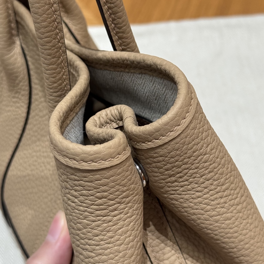 Hermès  Garden party 23 Trench Ntogo