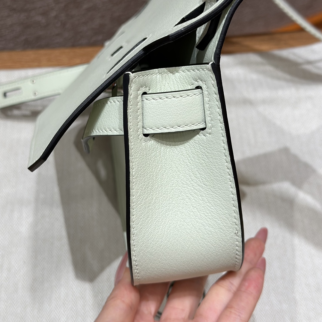 Hermès  Jypsiere 23 Vert Fizz Swift