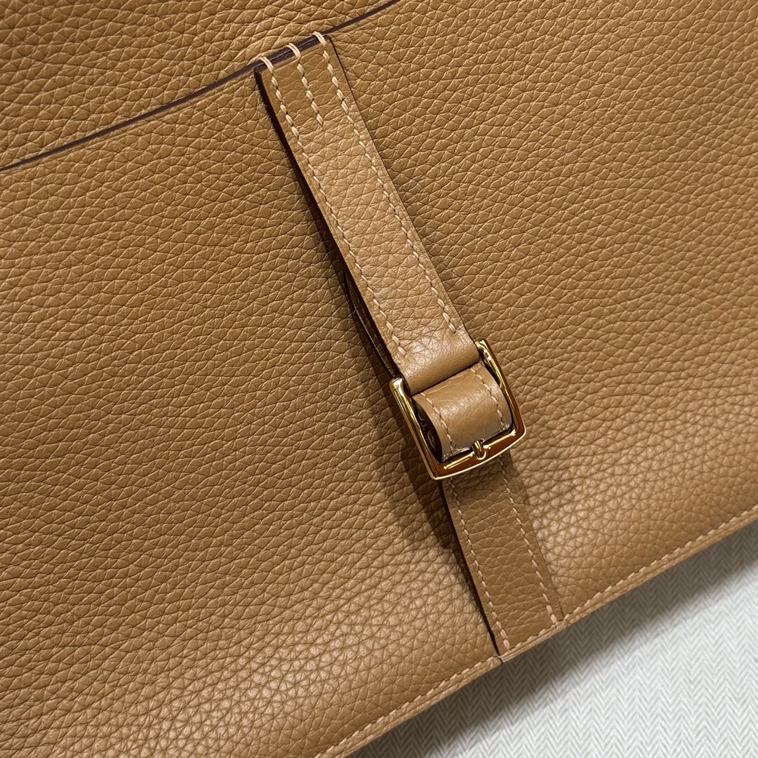 Hermès Halzan 22 Biscuit and Alezan  Clemence