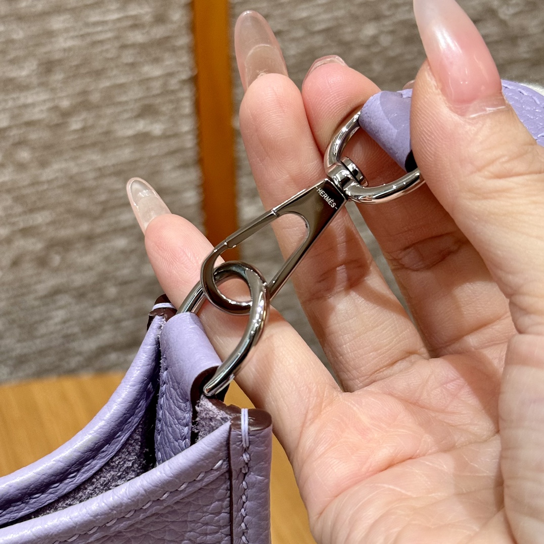 Hermès  Evelyne 16 Glycinc Clemence