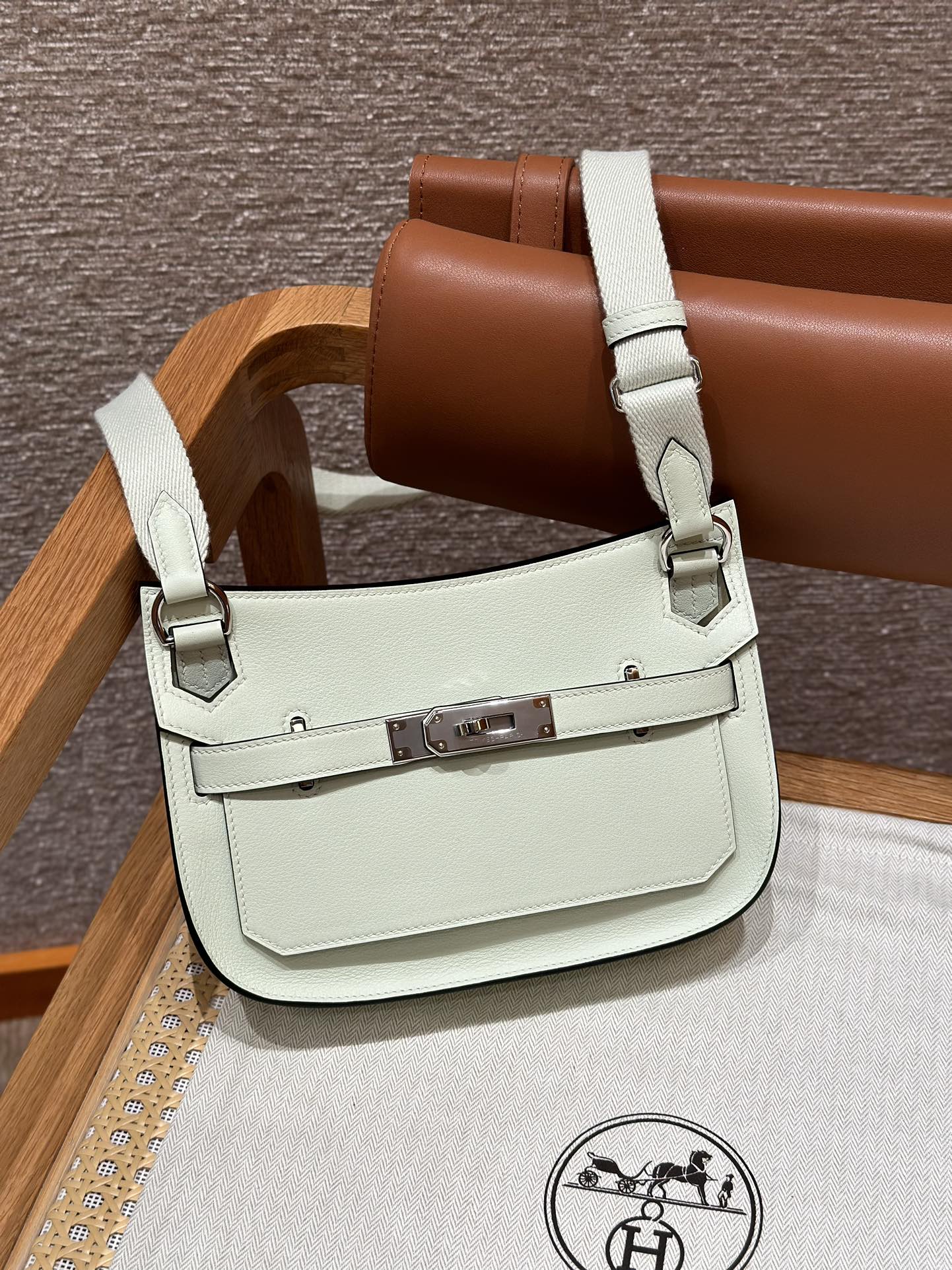 Hermès  Jypsiere 23 Vert Fizz Swift