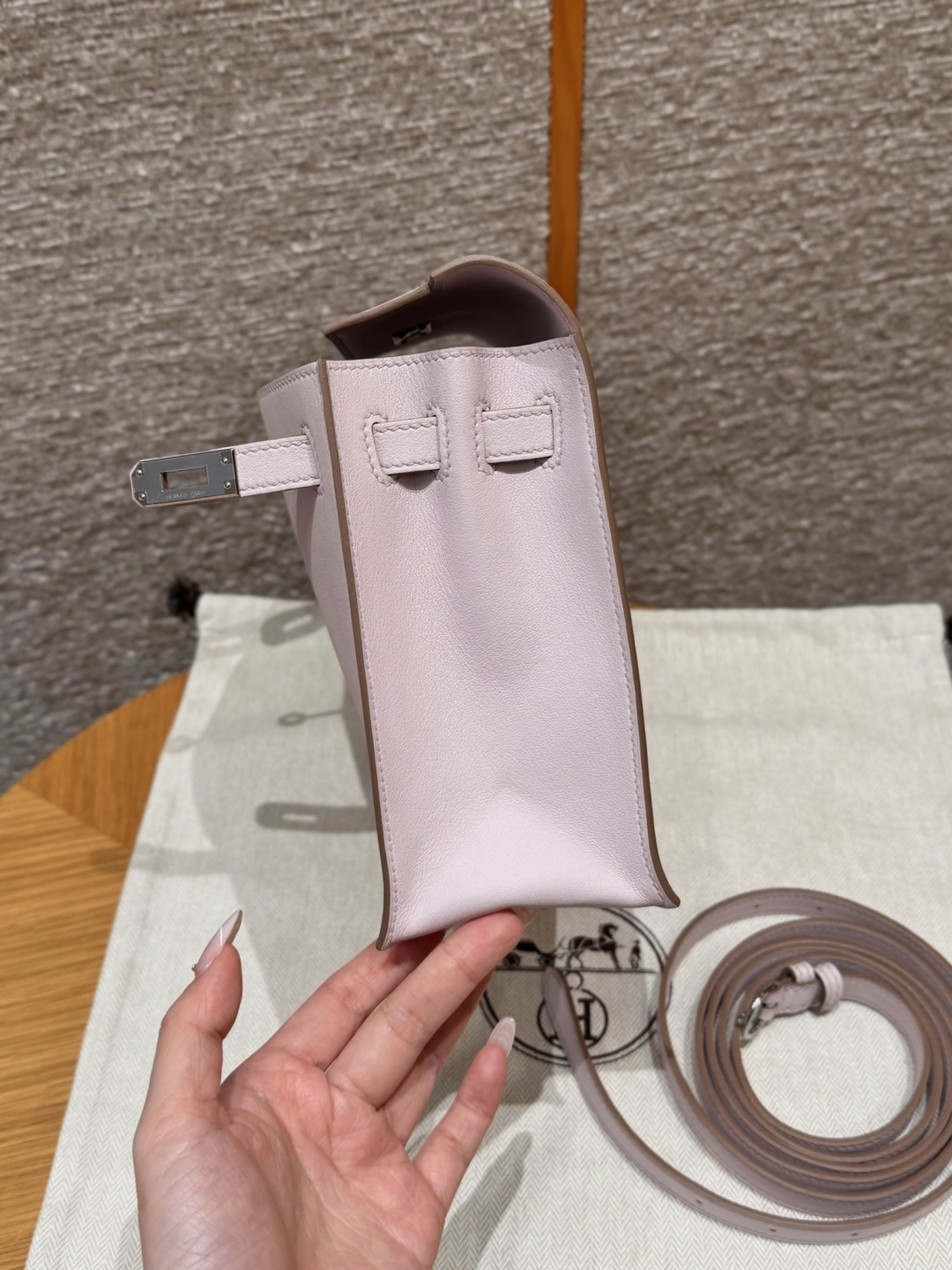 Hermès Kelly danse 22  Mauve pale Swift