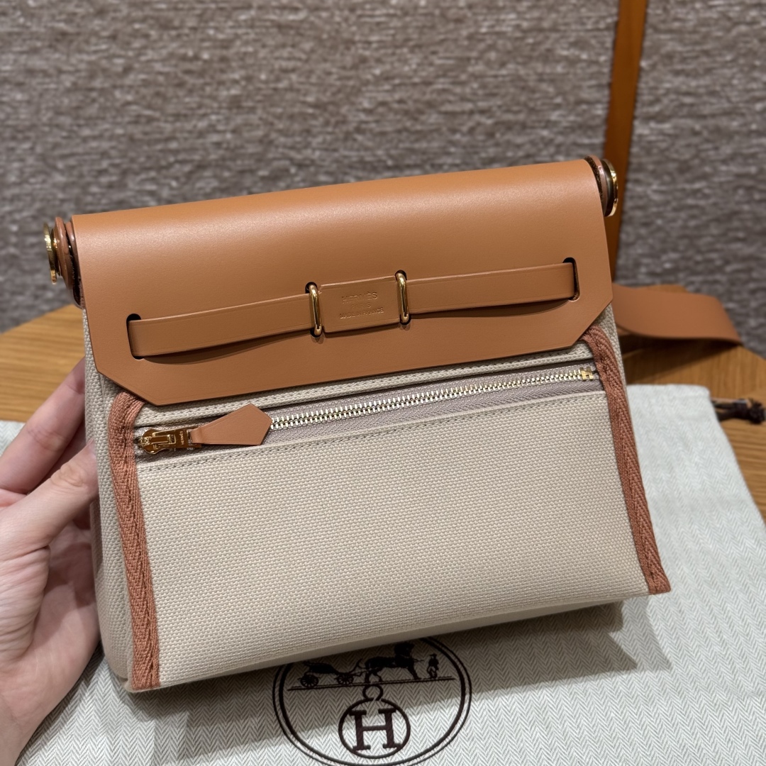 Hermès  Herbag 20 Beton/naturel sable  Canvas and cowhide