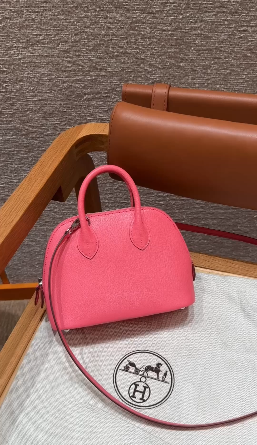 Hermès Bolide 21 Rose azalee Chever
