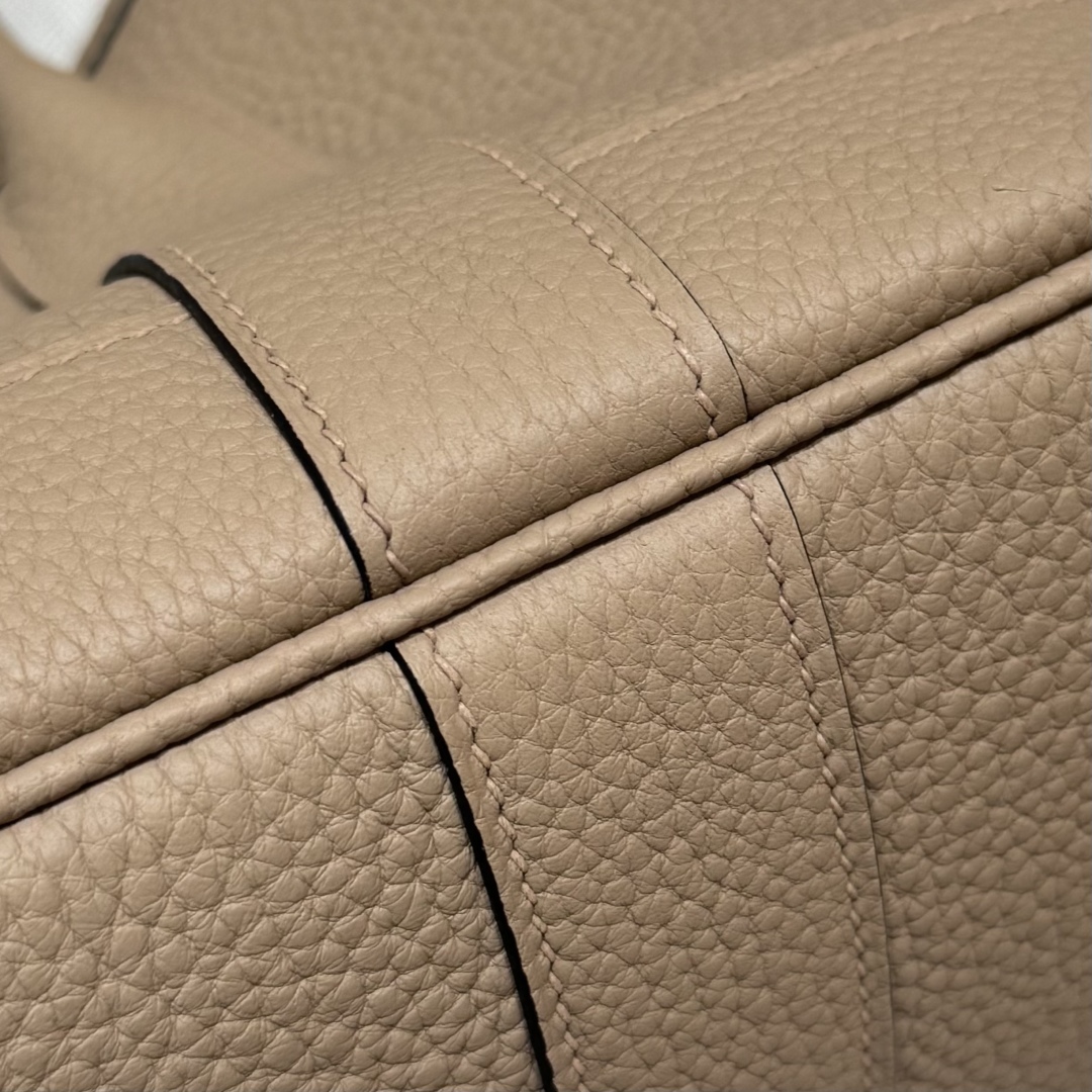 Hermès  Garden party 23 Trench Ntogo