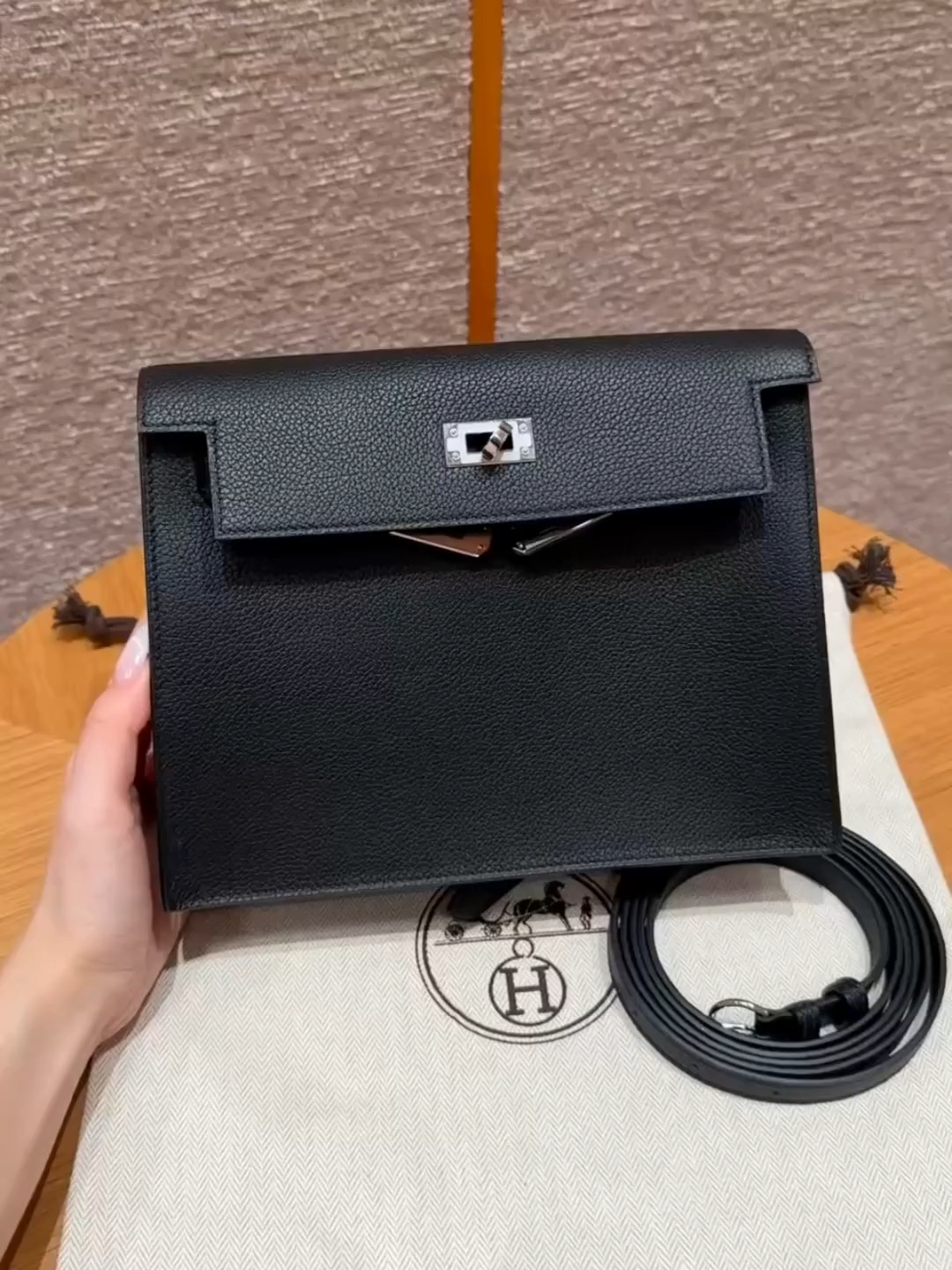 Hermès Kelly danse 22  Noir Evercolor