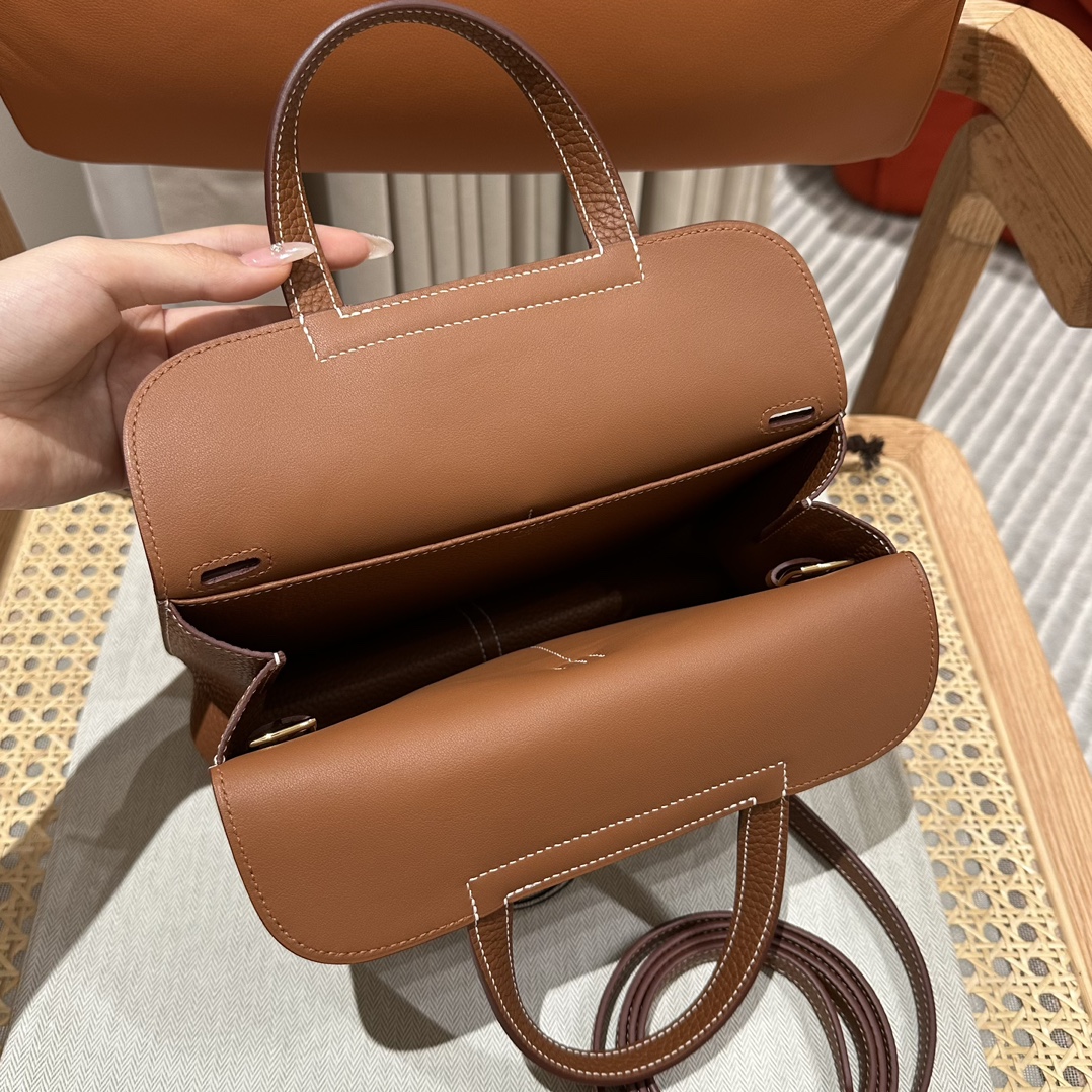 Hermès Halzan 25 Gold Togo