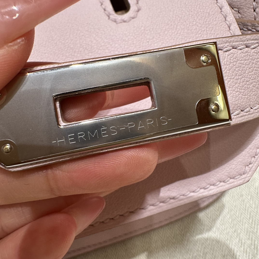 Hermès  Jypsiere 23  Mauve pale Swift