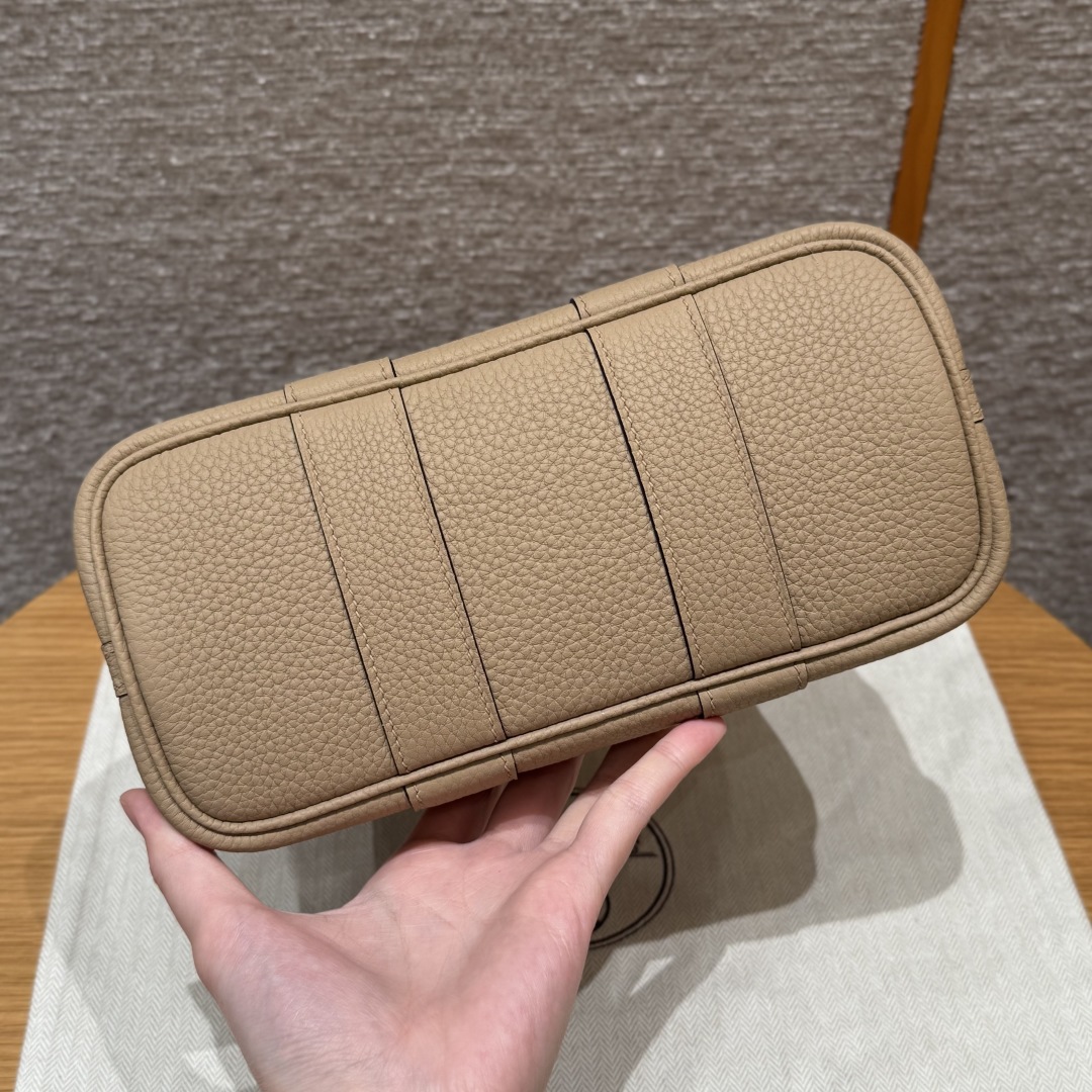 Hermès  Garden party 23 Trench Ntogo