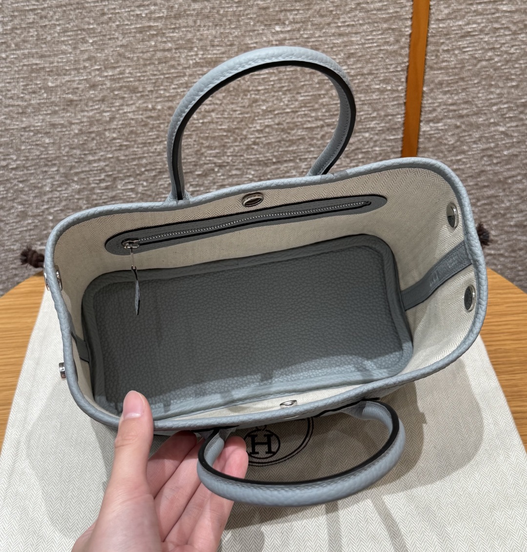 Hermès  Garden party 23 Girs Pantin Ntogo