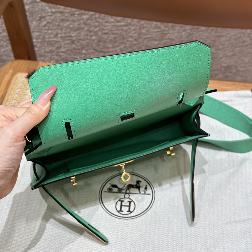 Hermès  Jypsiere 23 Vert comics Swift