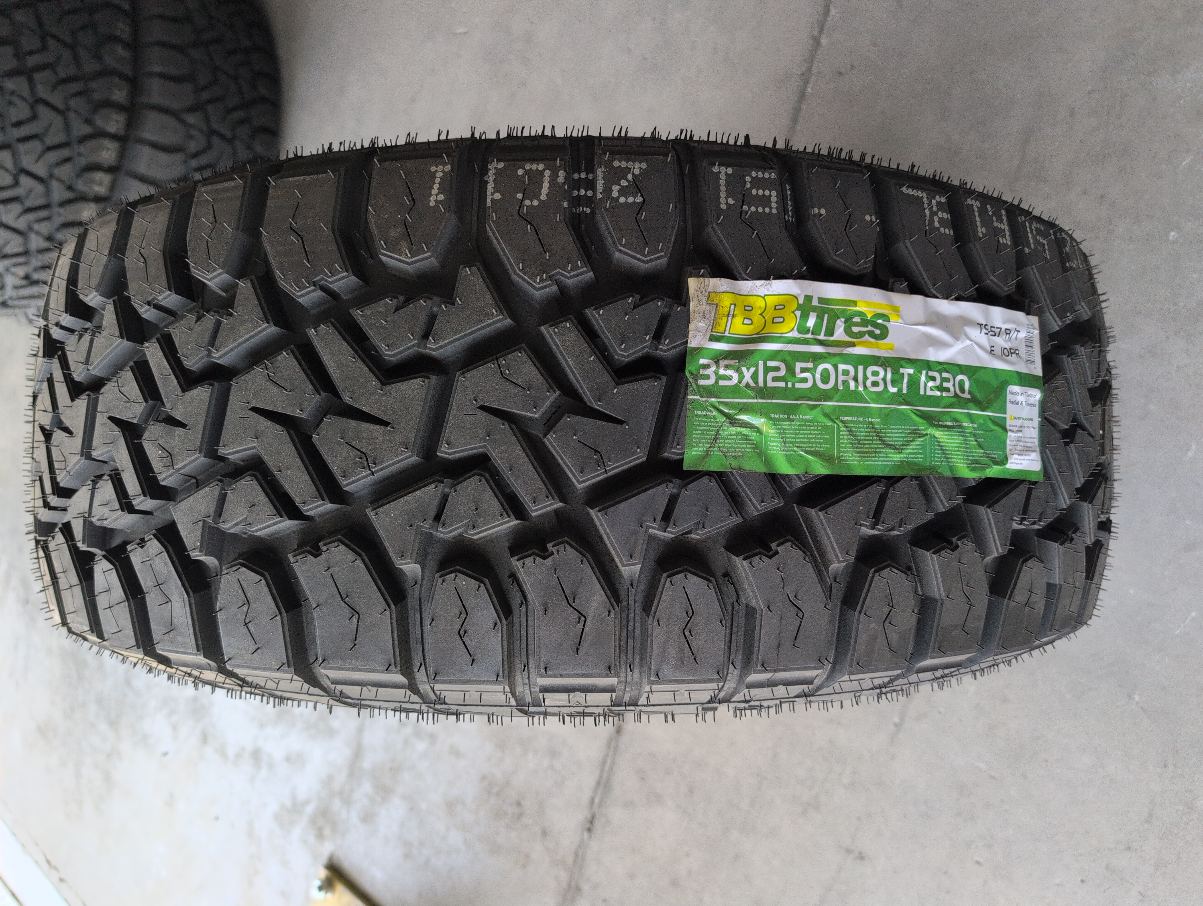 TBB TS-57 R/T:33x12.50R17,33x12.50R18,33x12.50R22,35x12.50R17,35x12.50R18,35x12.50R22,LT285/55R20,