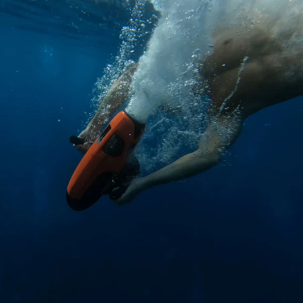 The Ultimate Portable Underwater Scooter