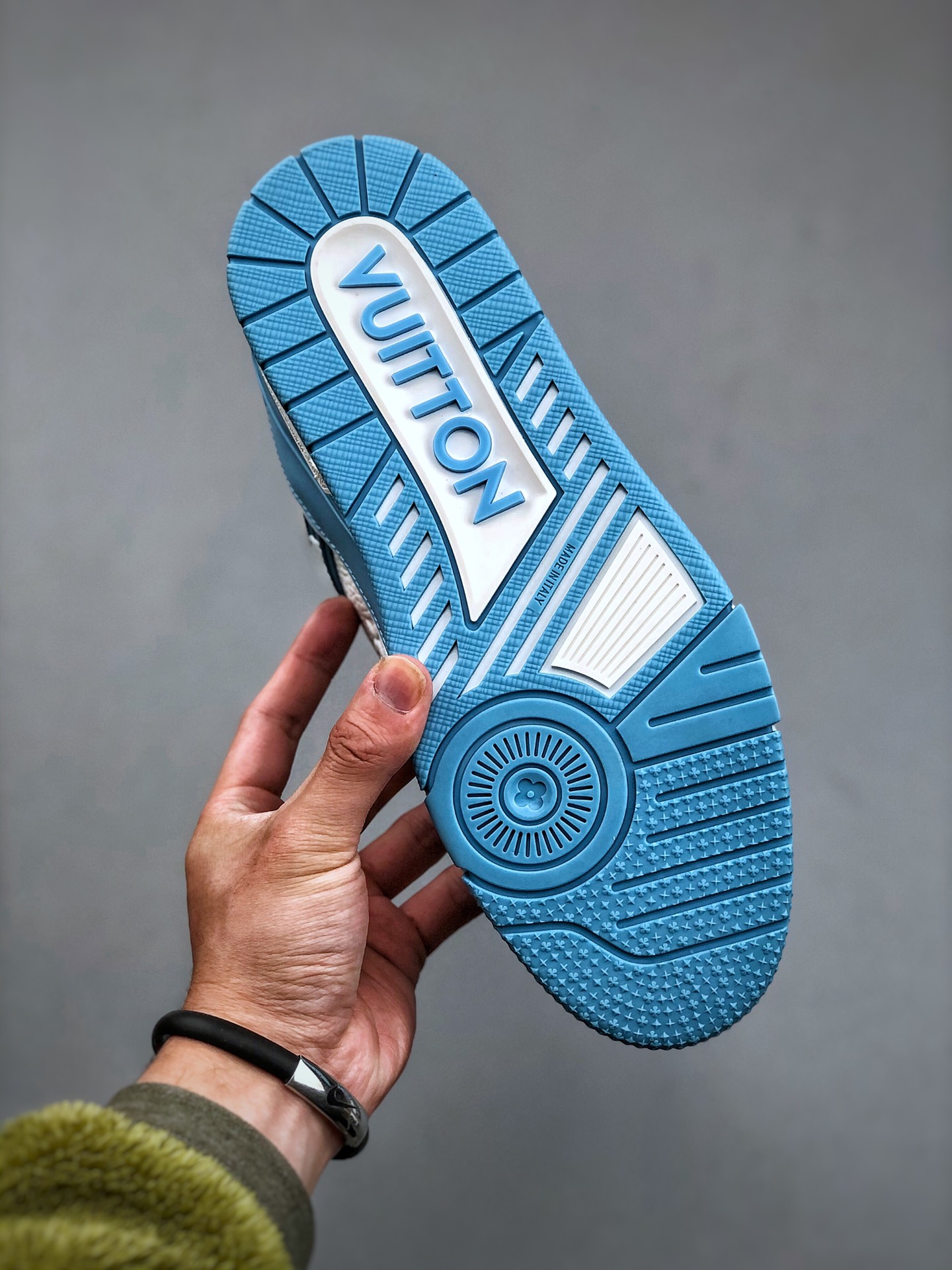 LOUIS VUITTON Trainer Embossed Leather Lace-Up Low-Top Fashion Sneaker – Unisex, Sky Blue