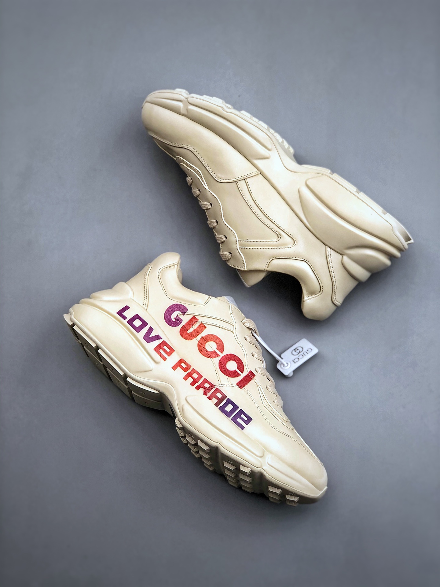 GUCCI Rhyton Low-Top Fashion Dad Sneakers – Unisex, Ivory White