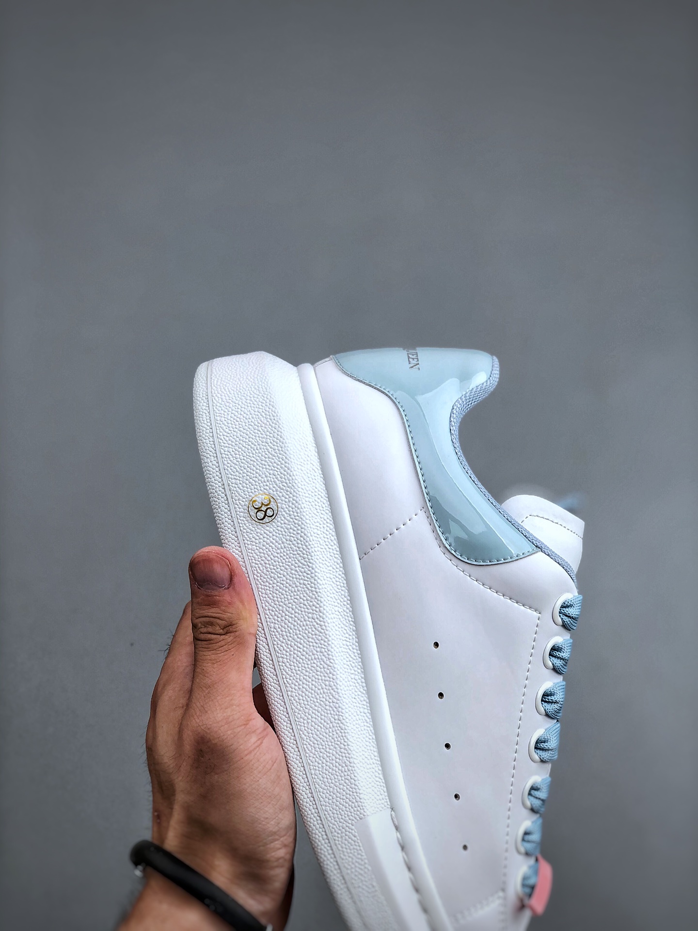 Alexander McQueen Smooth Calfskin Low-Top Casual Fashion Sneaker – Unisex, Sky Blue