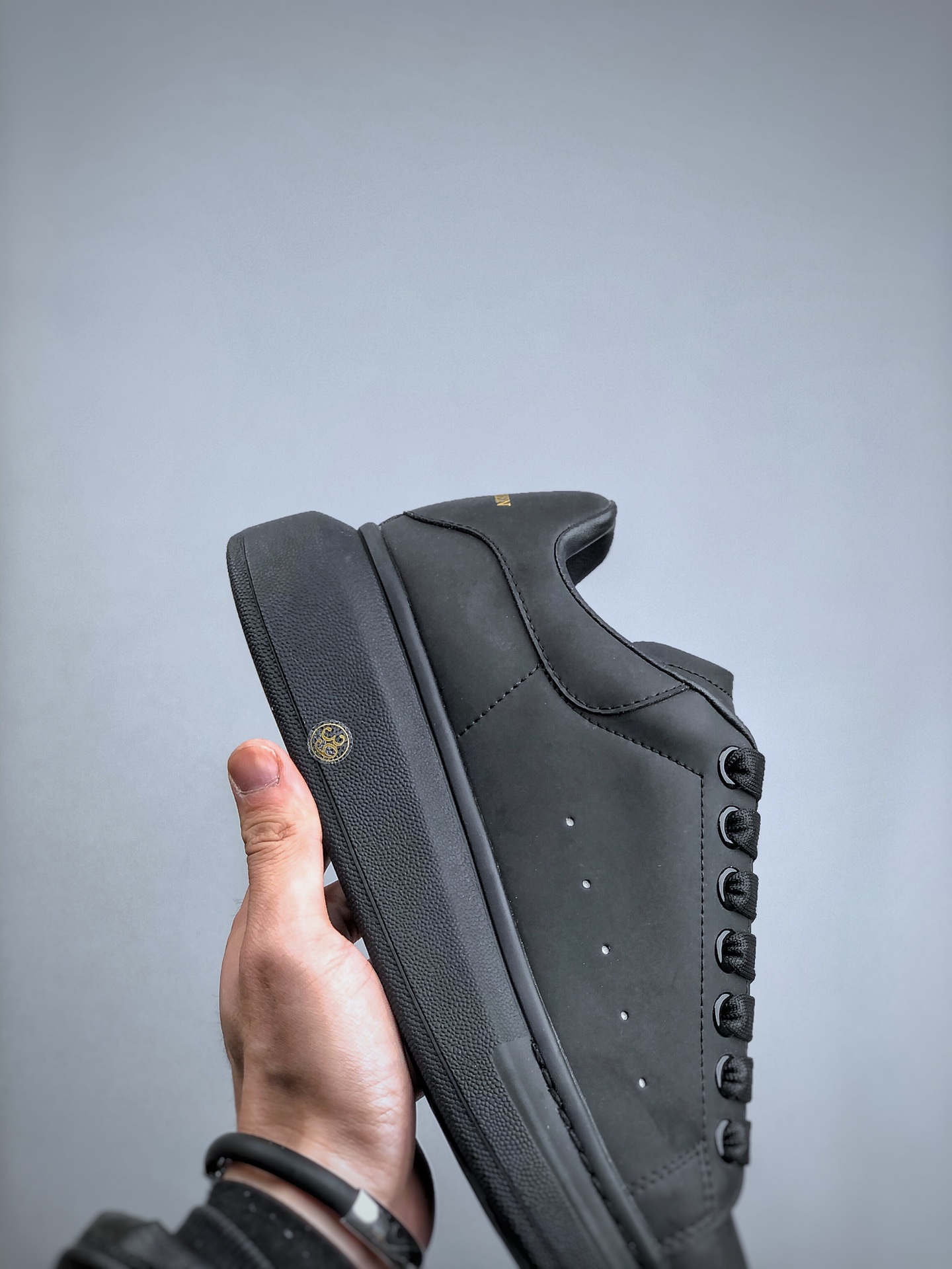 Alexander McQueen Oversized Low-Top Fashion Sneaker – Men’s, Black