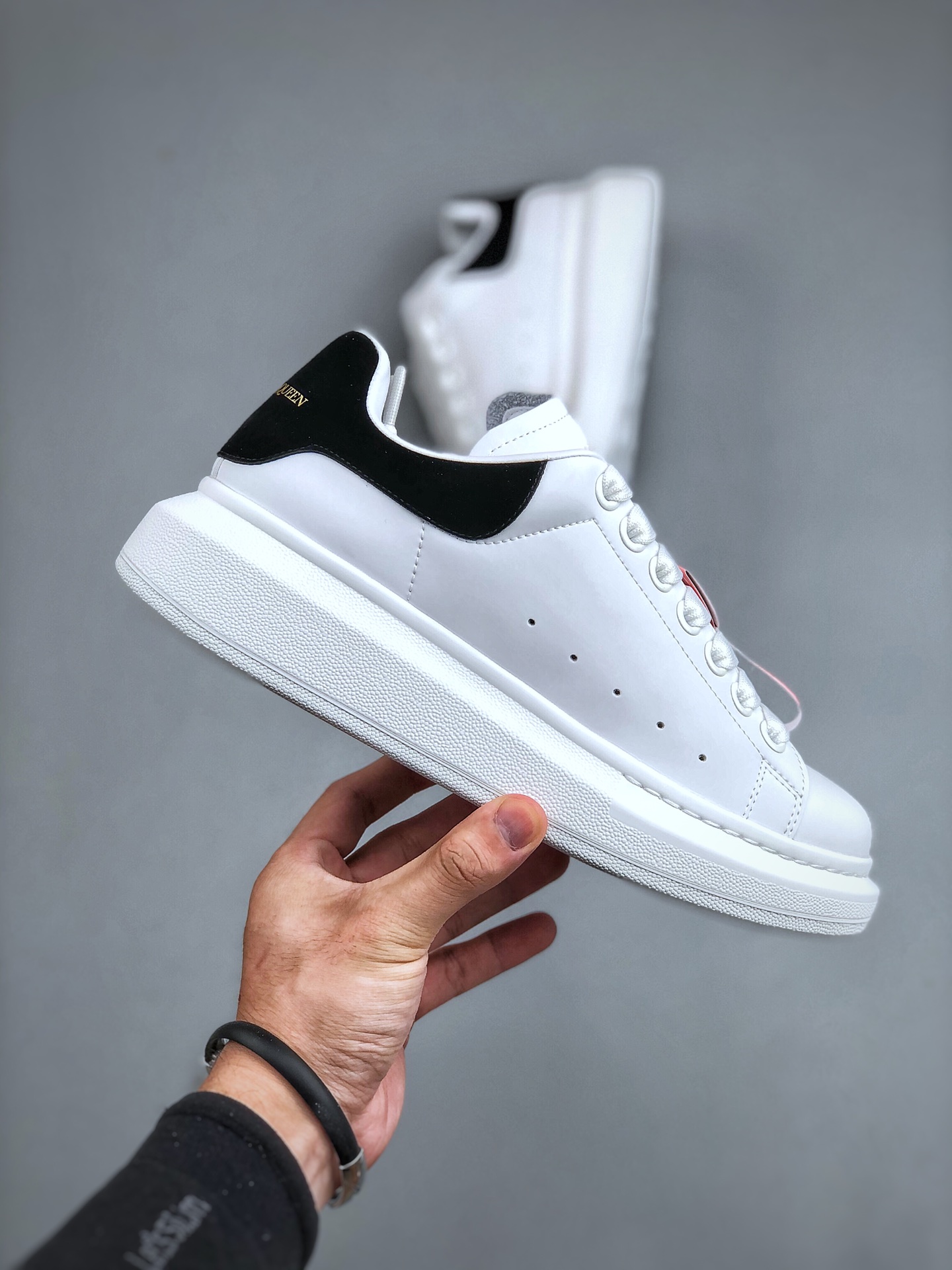 Alexander McQueen Oversized Leather Lace-Up Sneakers White/Black Heel – Unisex Low-Top