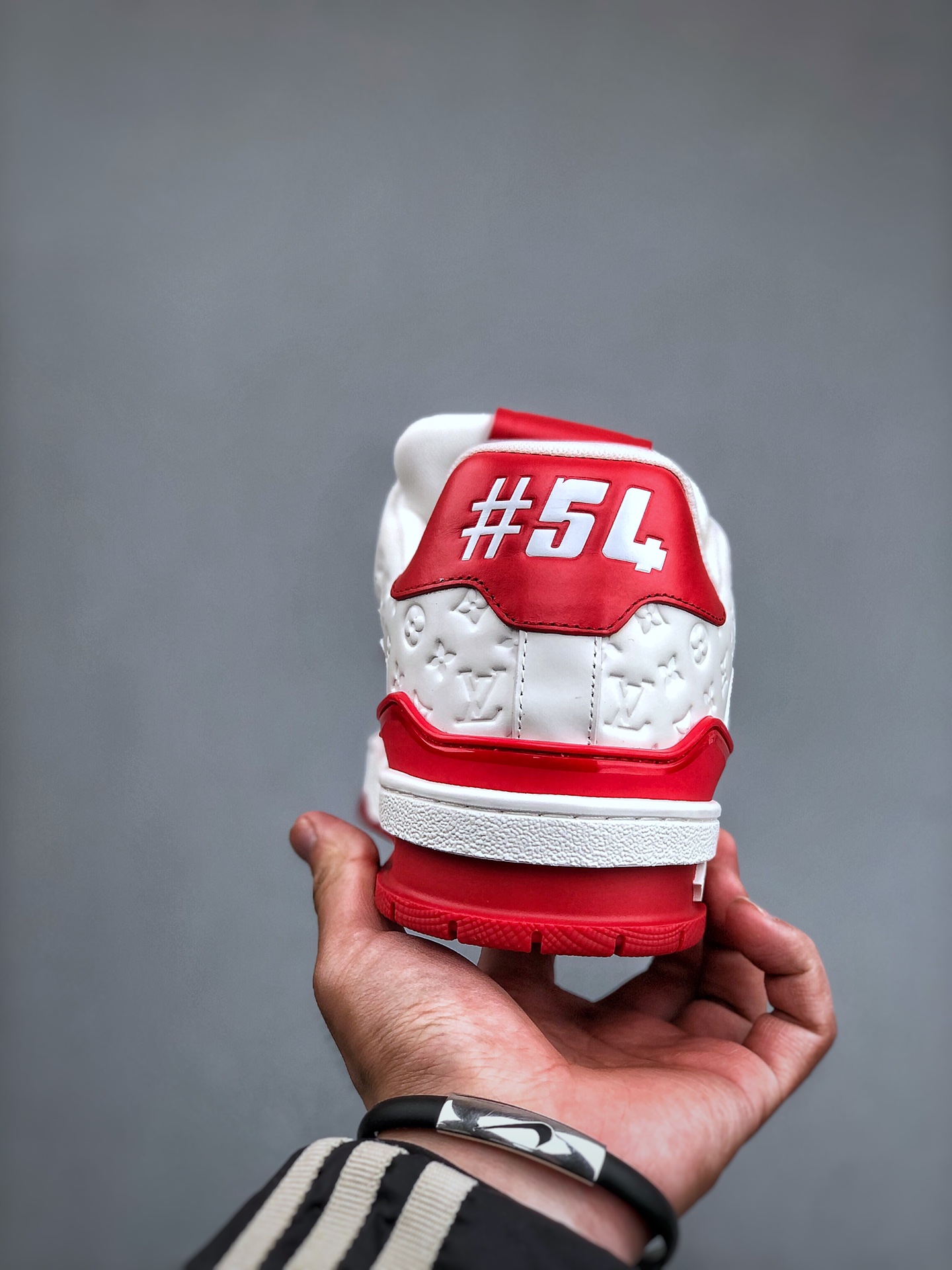 LOUIS VUITTON Trainer Leather Lace-Up Logo Street Style Low-Top Fashion Sneaker – Unisex, White & Red