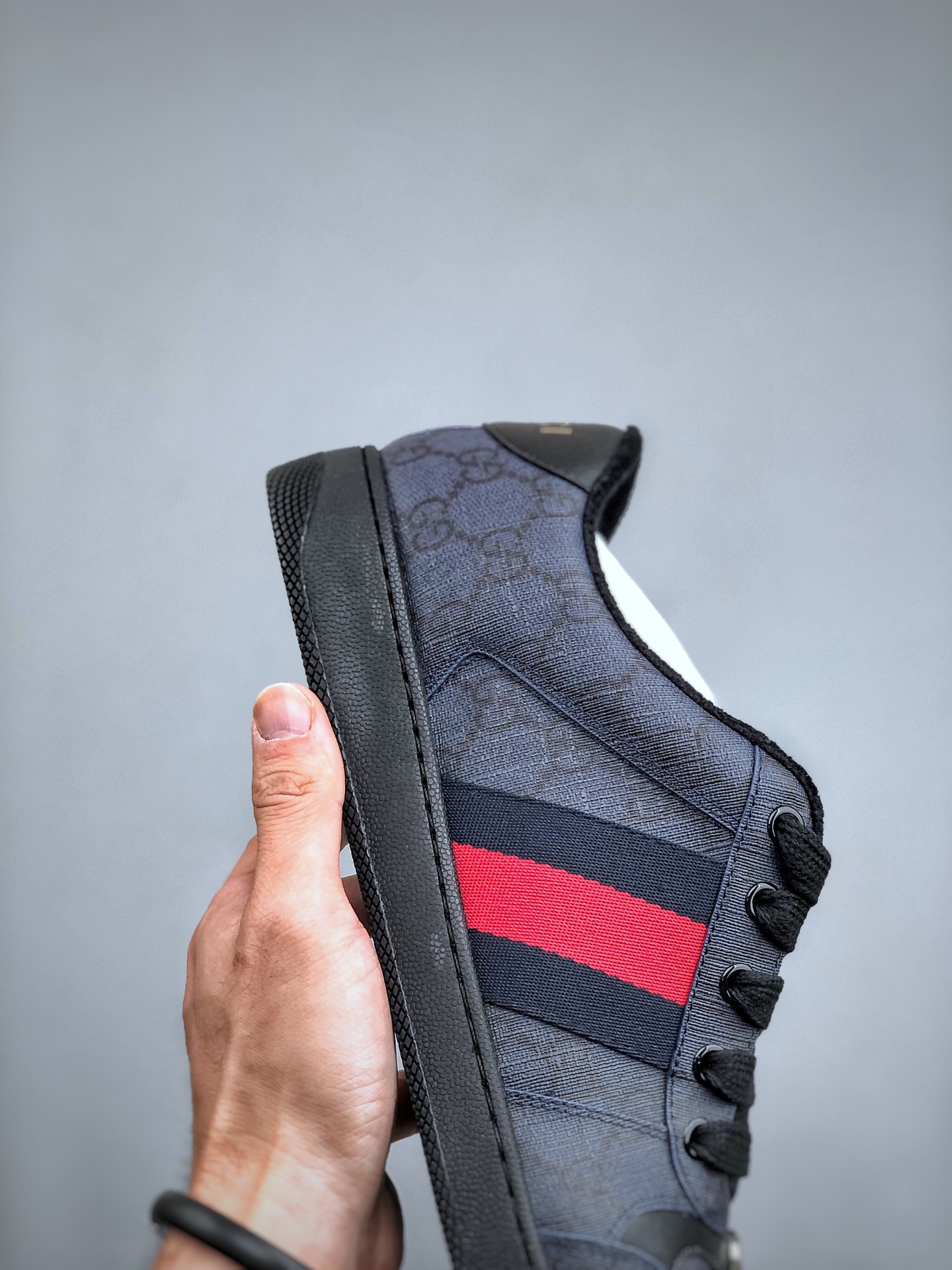 GUCCI Screener Round-Toe Lace-Up Low-Top Casual Sneaker for Men – Blue