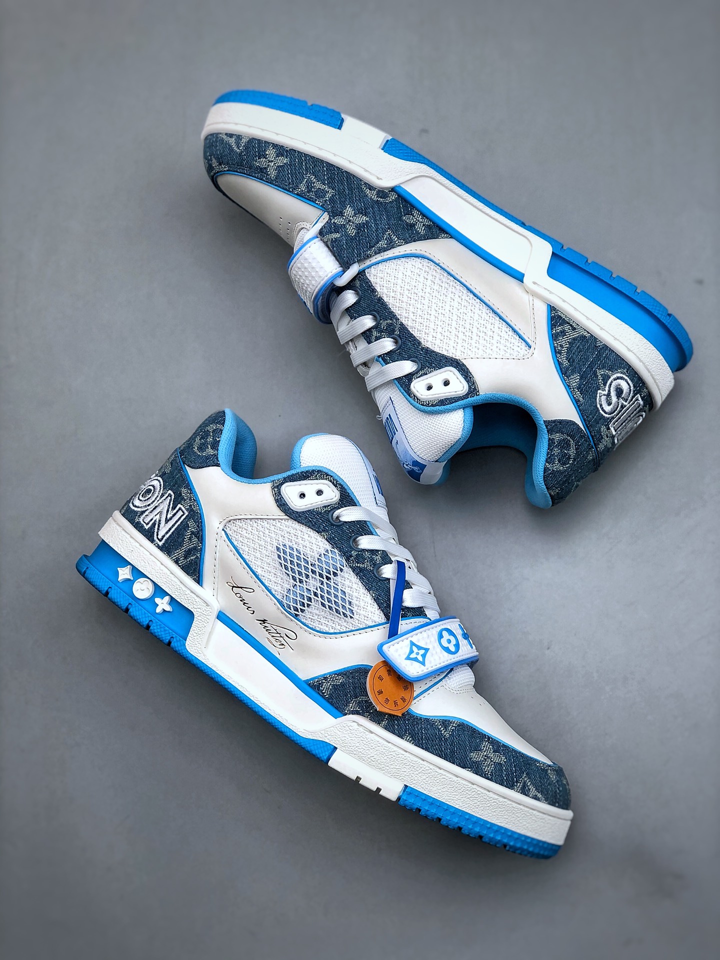 LOUIS VUITTON Trainer Leather Floral Pattern Low-Top Fashion Sneaker – Men’s, Blue & White