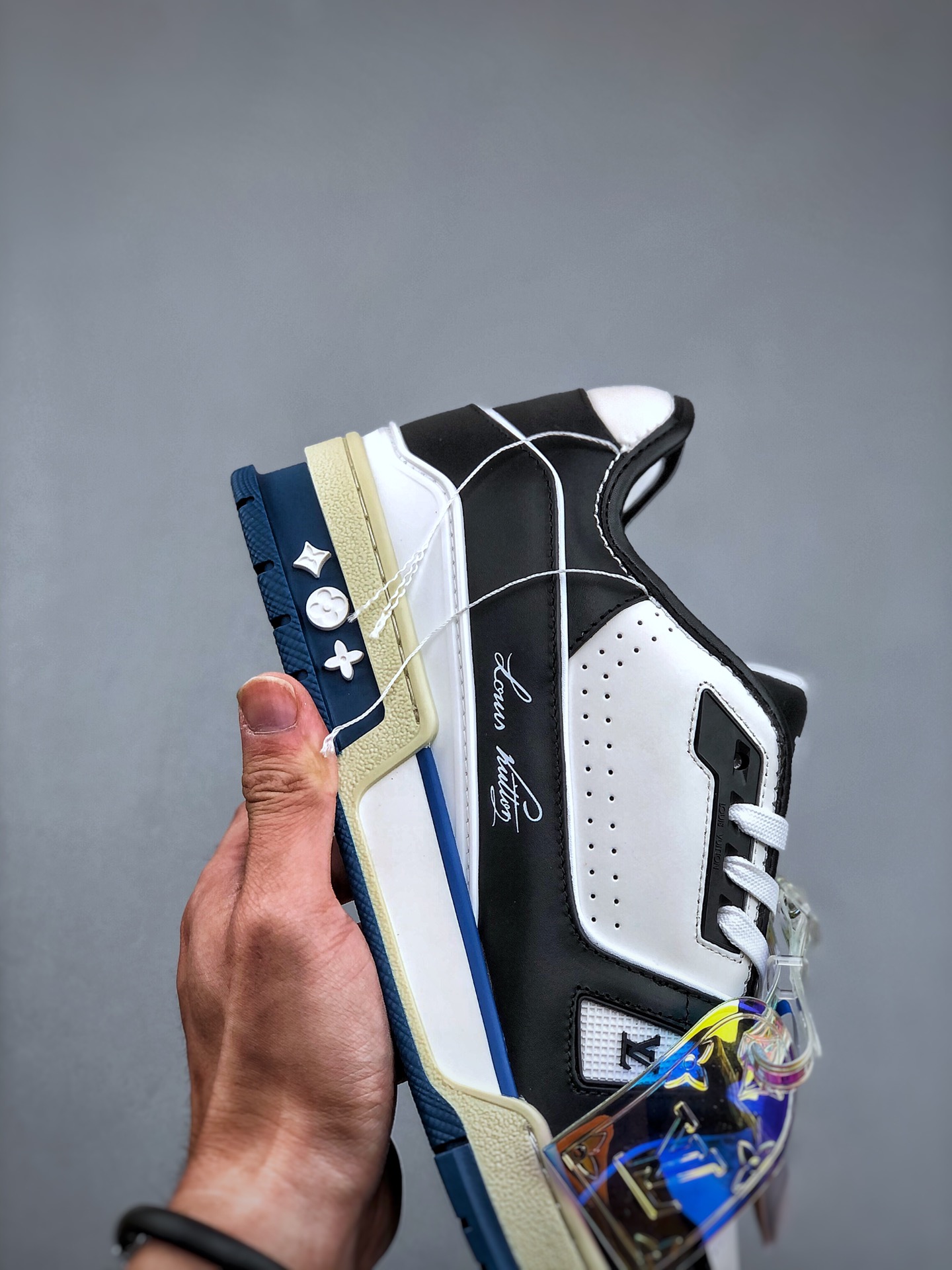 LOUIS VUITTON Trainer Low-Top Fashion Sneaker – Men’s, Black & Blue