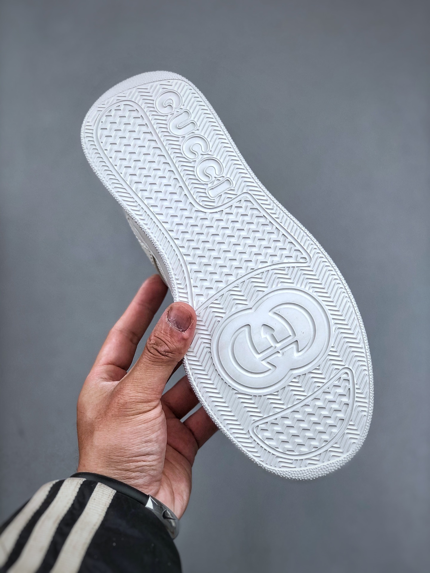 Gucci Men's GG Embossed Leather Sneakers – White Low-Top Casual Shoes