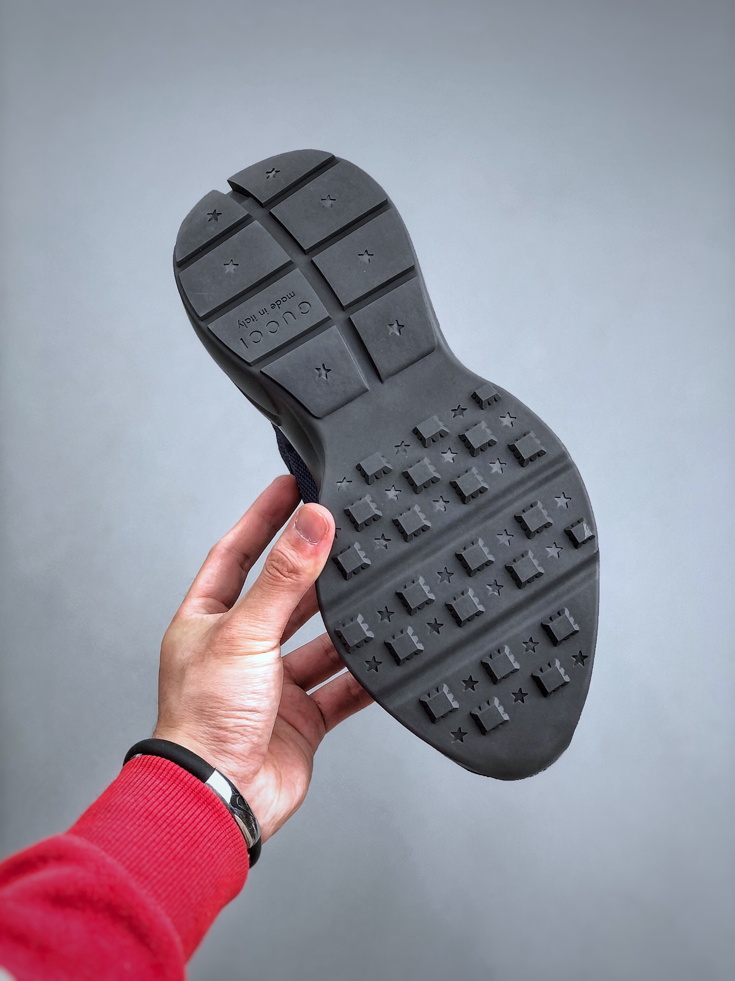 GUCCI Rhyton GG Comfortable Versatile Low-Top Casual Sneaker – Unisex, Blue