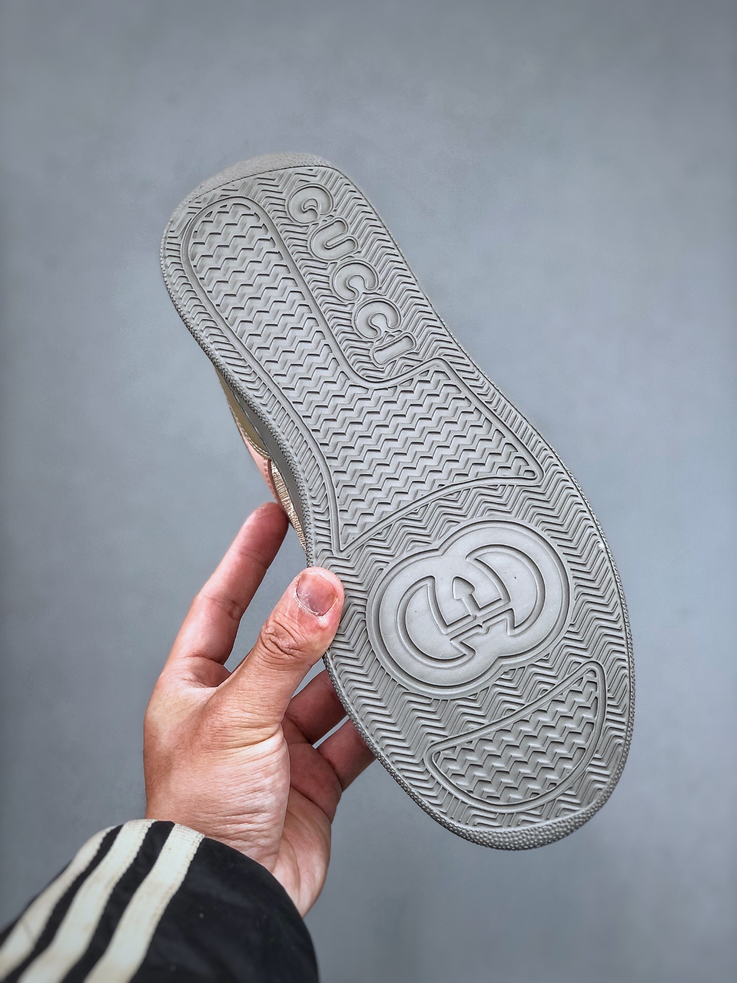 Gucci Women’s GG Supreme Leather Low-Top Sneakers – Beige Pink