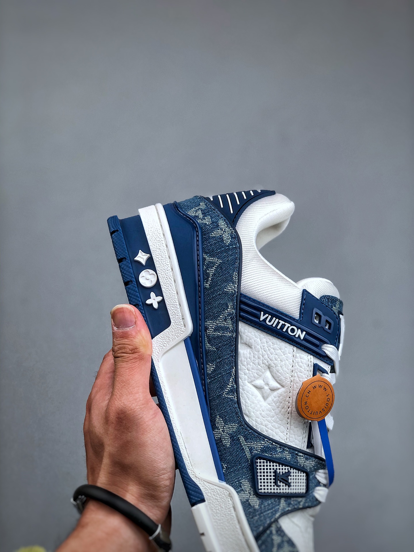 LOUIS VUITTON Trainer Denim & Leather Casual Low-Top Fashion Sneaker – Unisex, Denim Blue & White