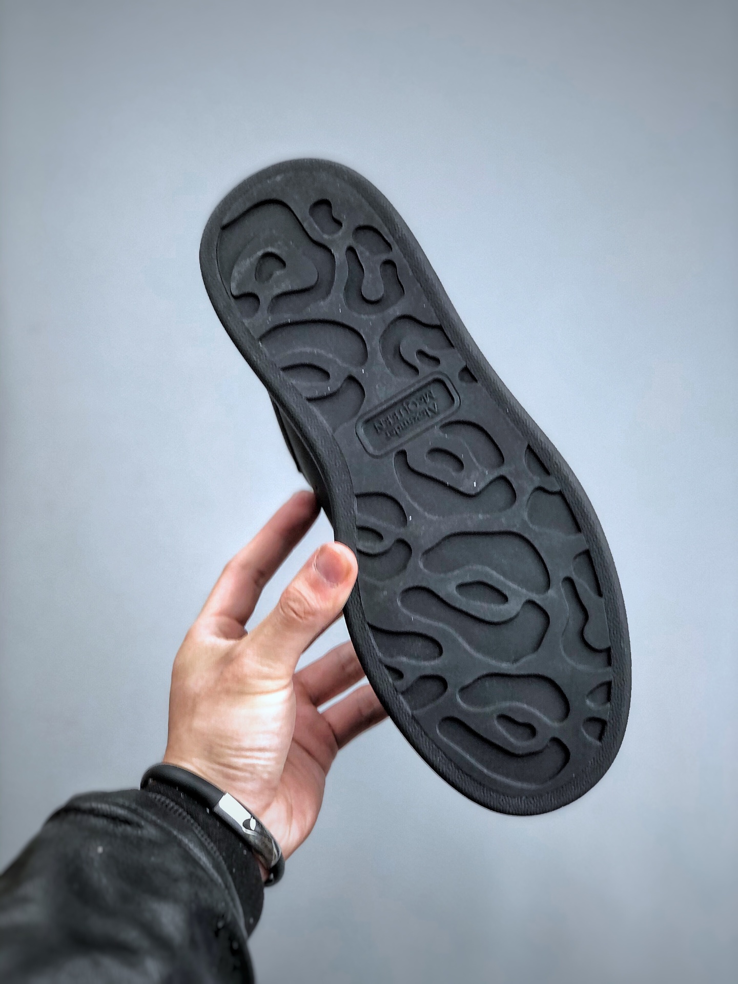 Alexander McQueen Oversized Low-Top Fashion Sneaker – Men’s, Black