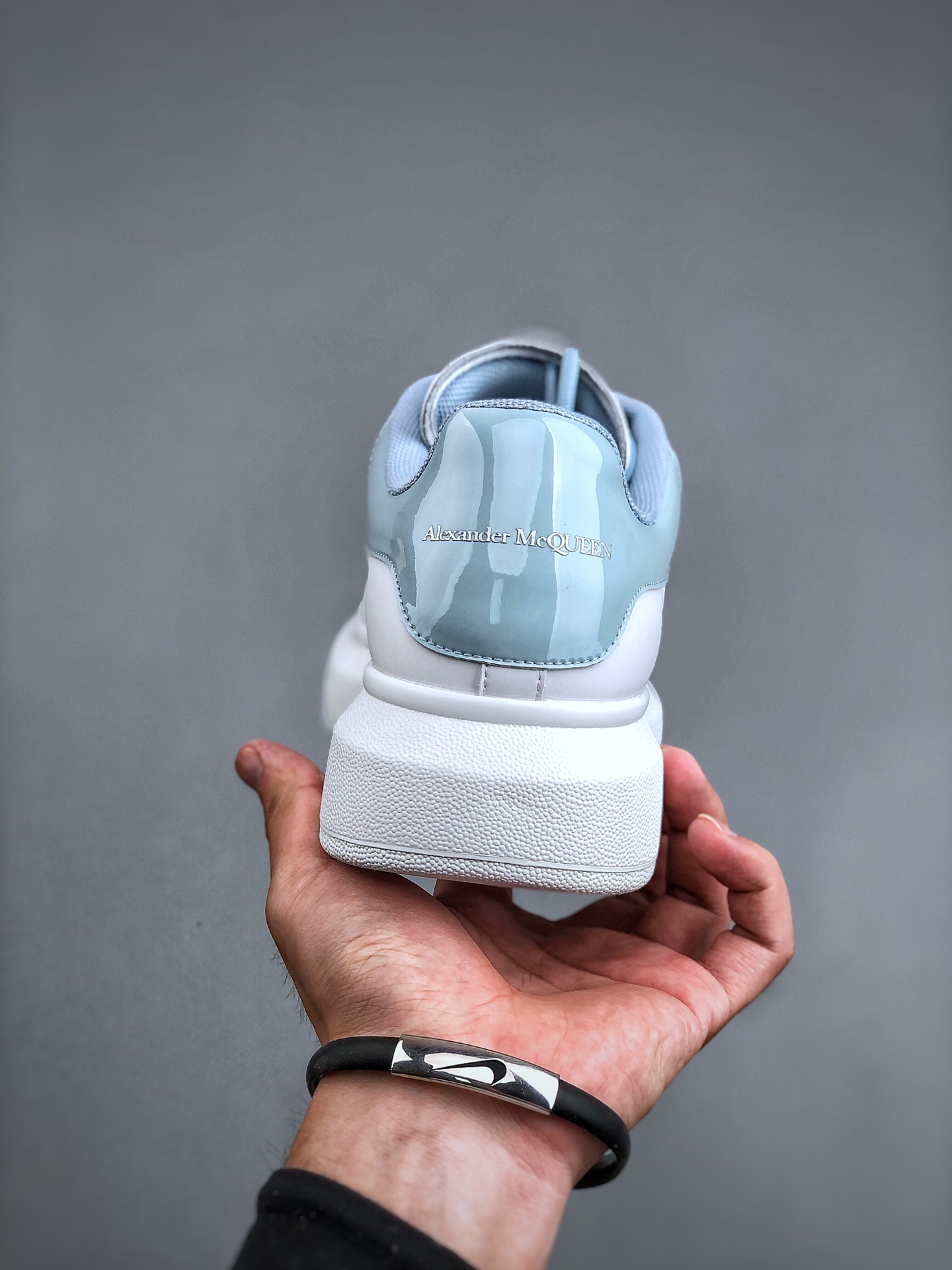 Alexander McQueen Smooth Calfskin Low-Top Casual Fashion Sneaker – Unisex, Sky Blue