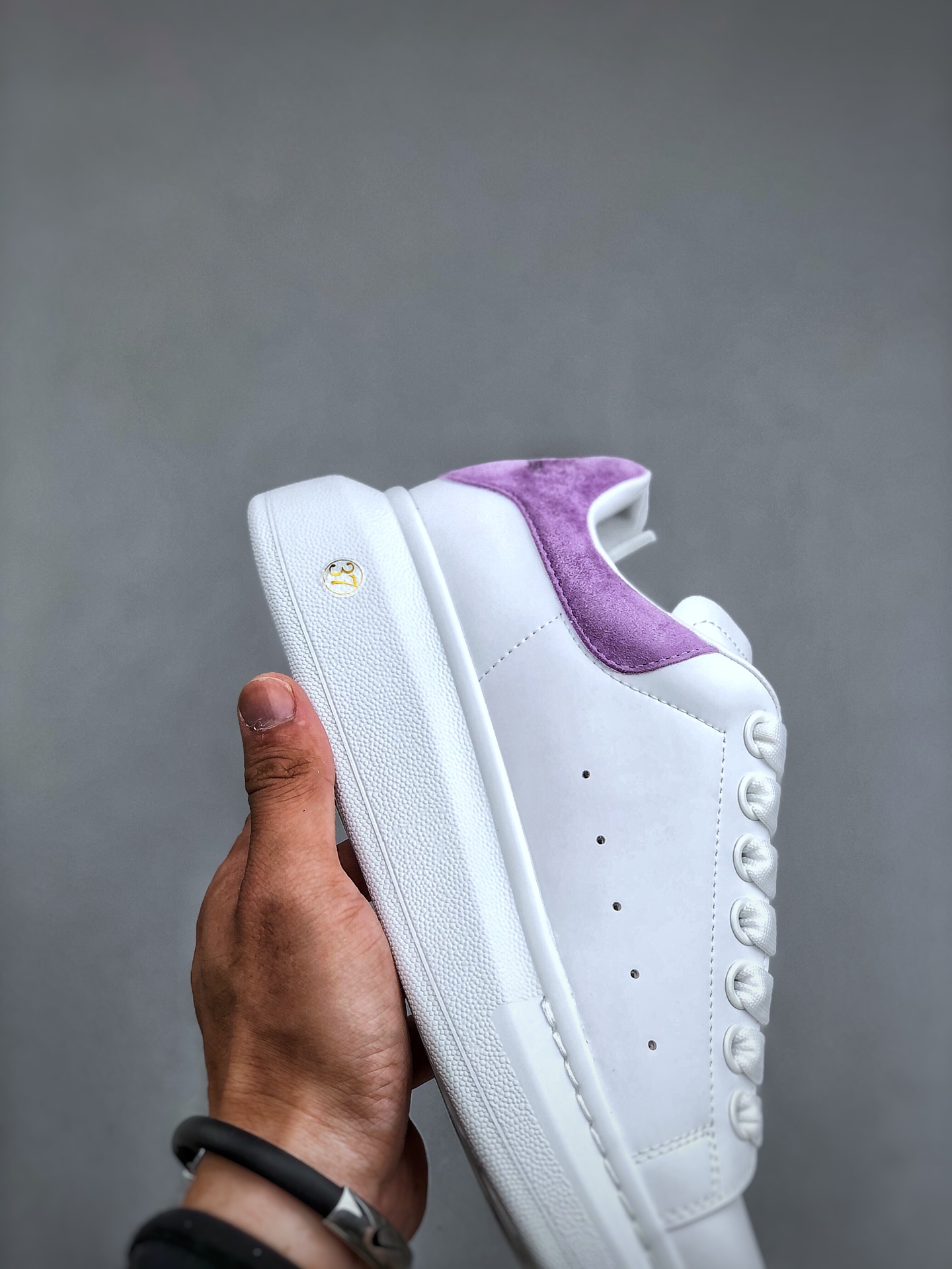 Alexander McQueen Oversized Low-Top Fashion Sneaker – Women’s, Purple