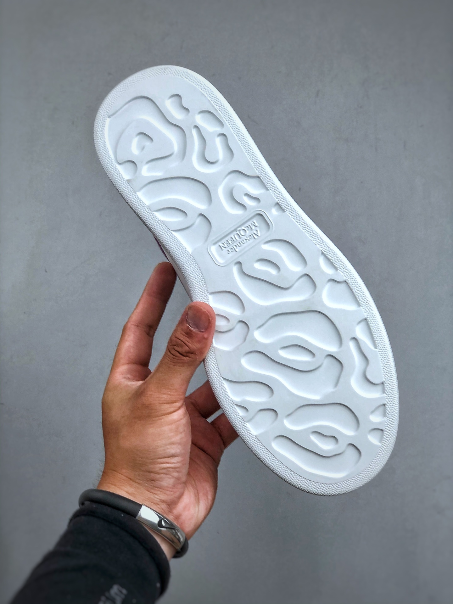 Alexander McQueen Oversized Low-Top Fashion Sneaker – Women’s, Purple