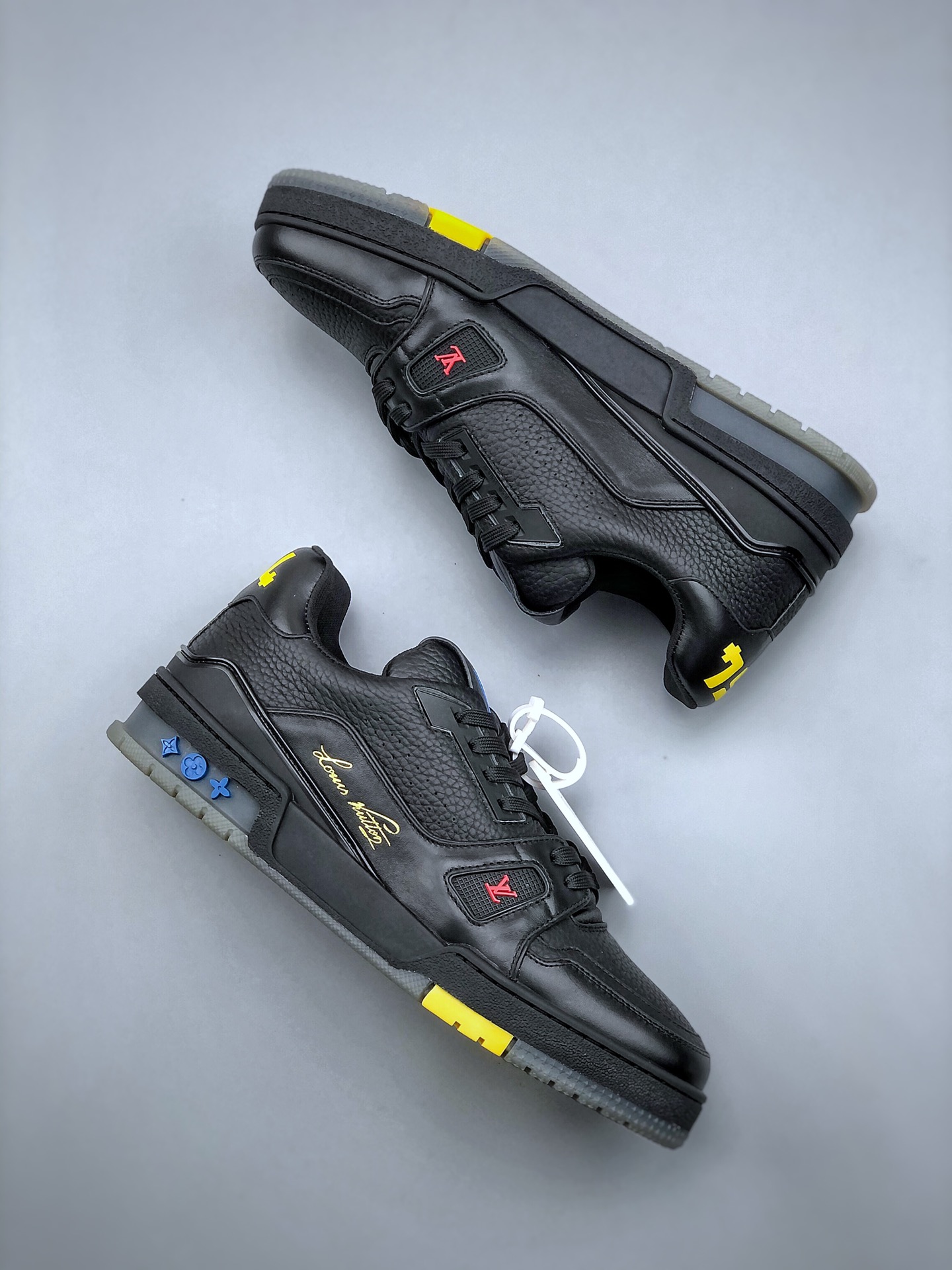 LOUIS VUITTON Trainer Leather Low-Top Fashion Sneaker – Unisex, All Black “Black Samurai”