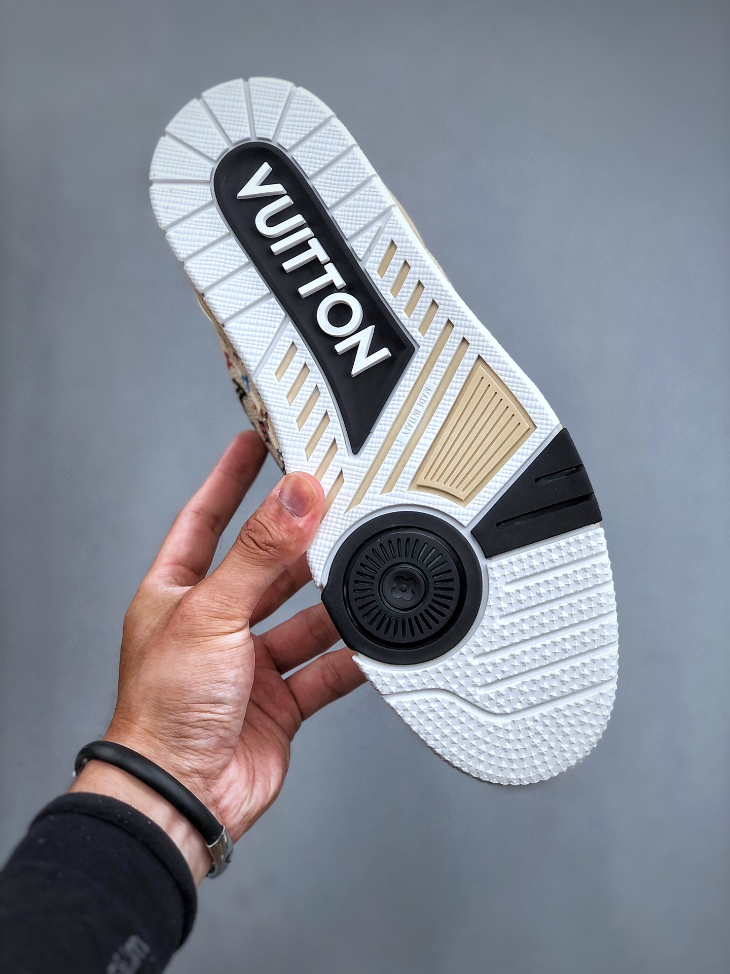 Tyler x LOUIS VUITTON Trainer Lace-Up Round-Toe Low-Top Sneaker – Unisex, Beige