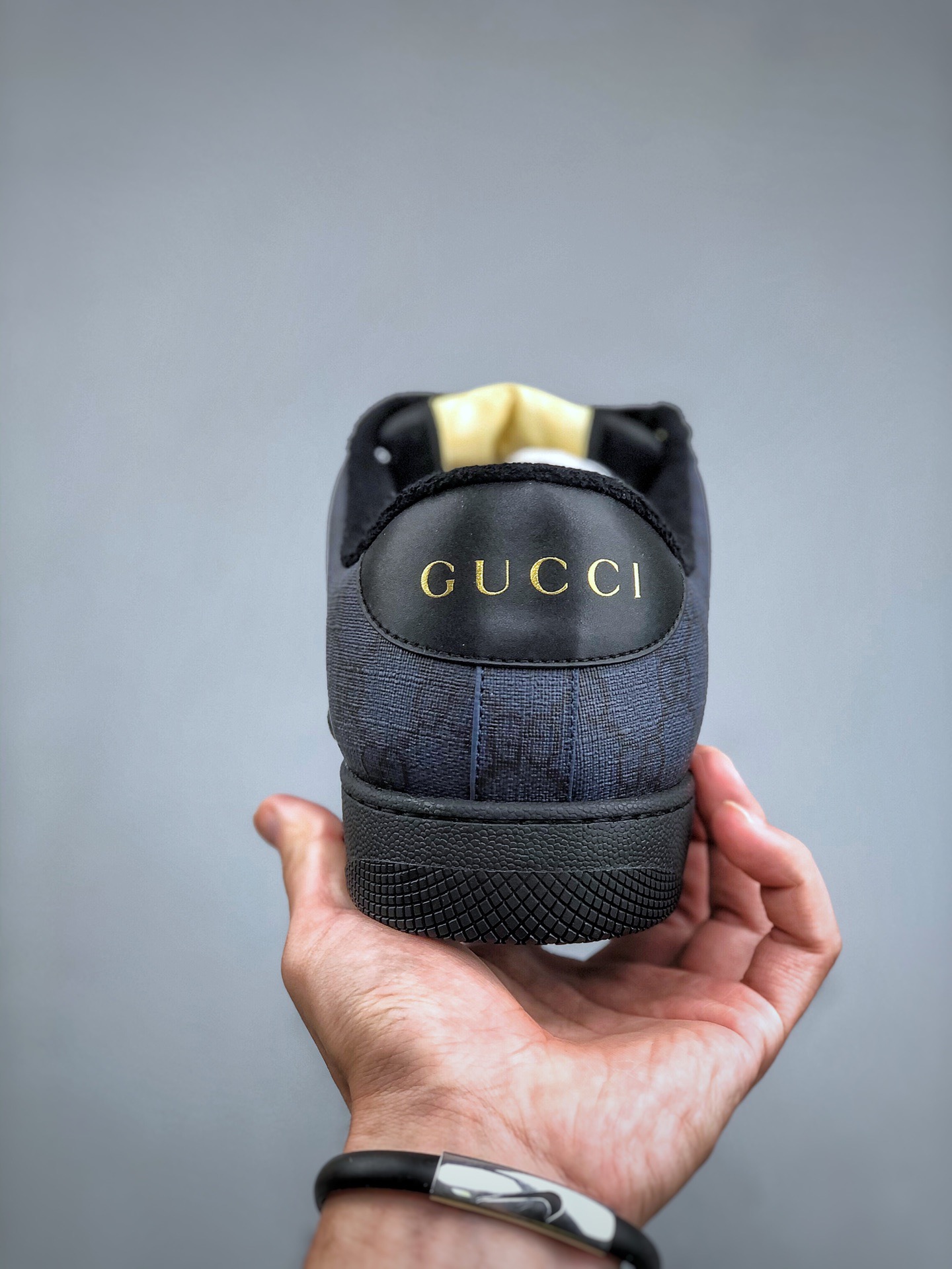 GUCCI Screener Round-Toe Lace-Up Low-Top Casual Sneaker for Men – Blue