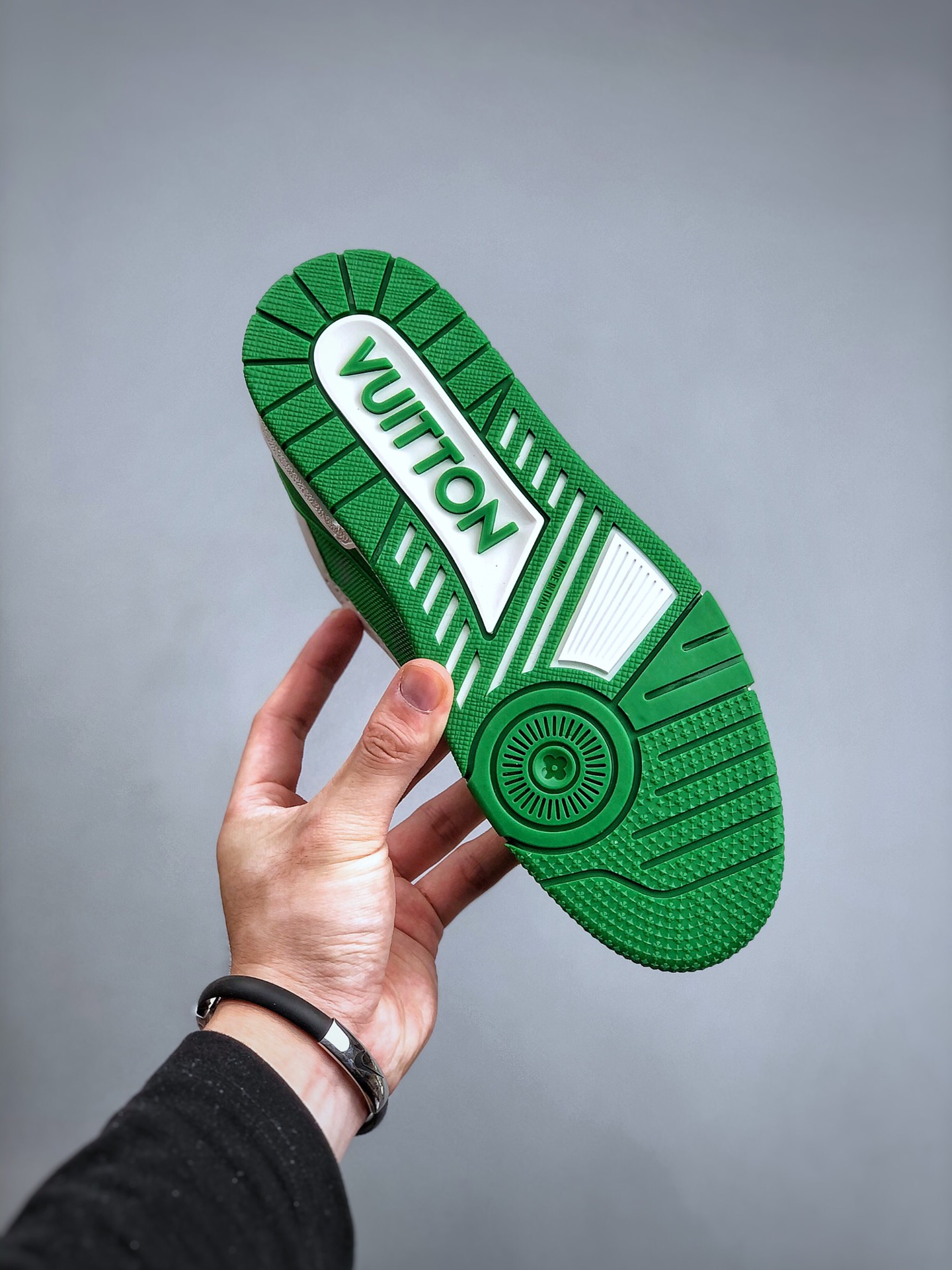 Louis Vuitton LV Trainer Sneaker Signature Green White 1AANG3