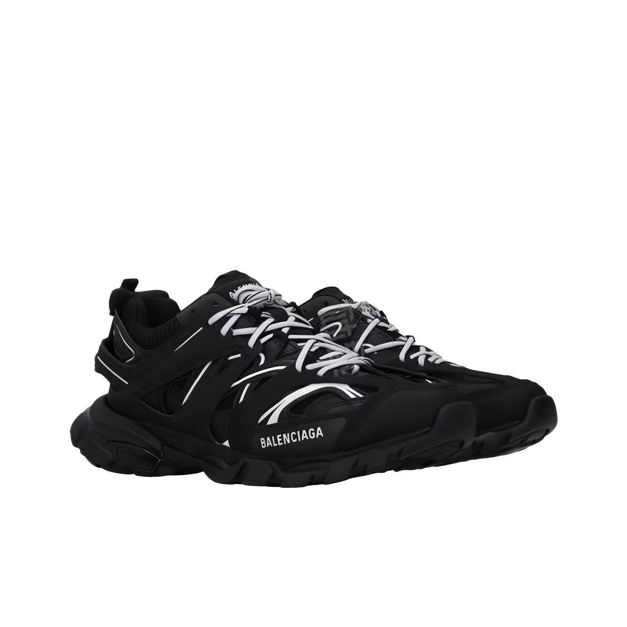 Balenciaga Track Low-Top Dad Sneakers – Men's Chunky Sole in Black and White