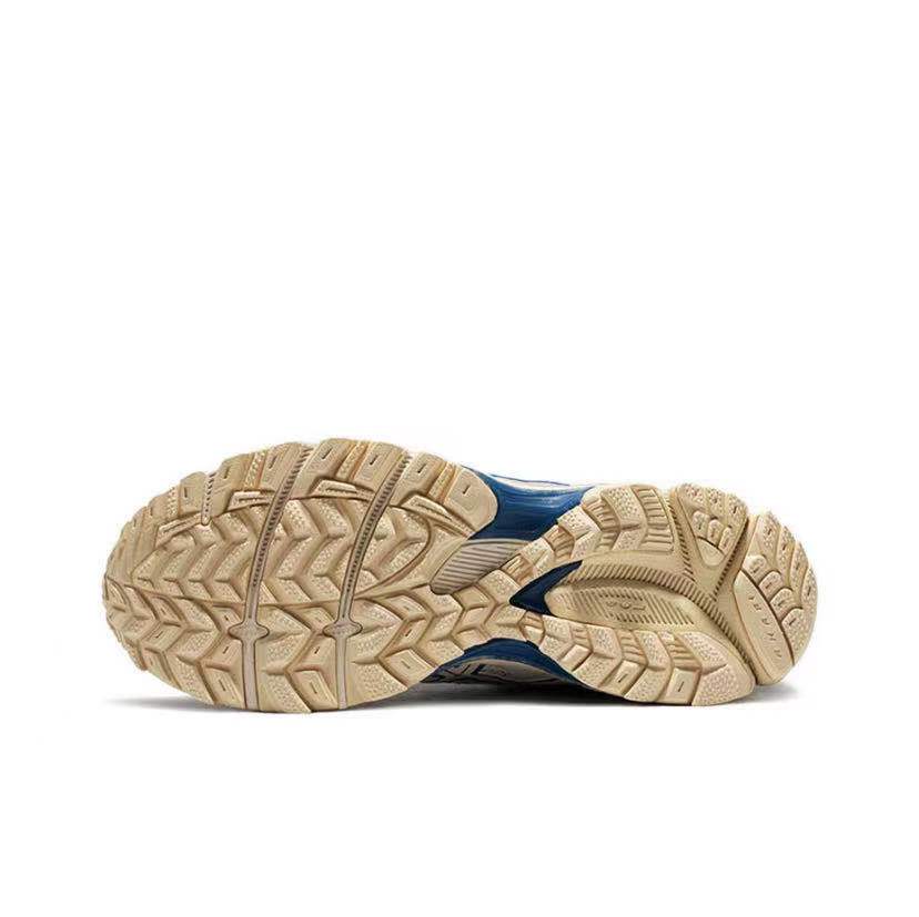 ASICS Gel-Kahana 8 Unisex Low-Top Trail Running Shoes – Brown & Blue | Comfortable, Breathable & Durable with AHAR+ Outsole