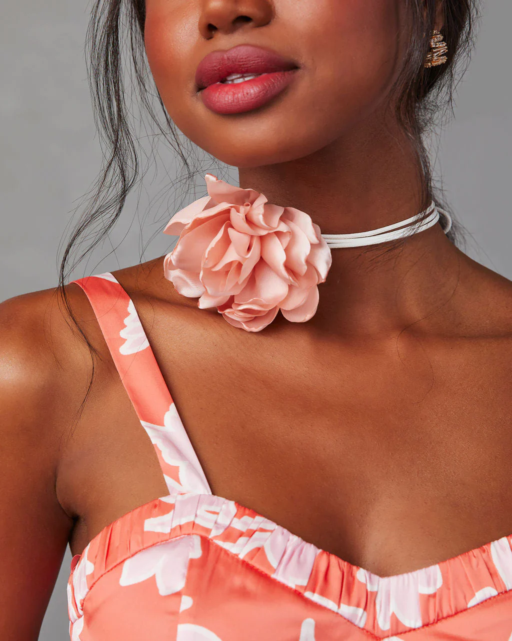 The Chosen Flower Tie Choker Necklace