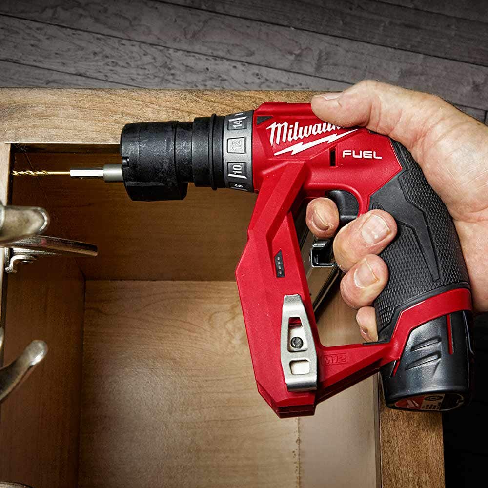 MILWAUKEE 12V 2 x 2.0Ah 9.5MM Installation Drill/Driver Kit M12FDDXKIT202B