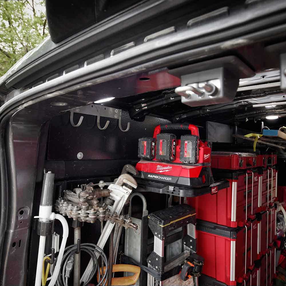 MILWAUKEE PACKOUT™ 6 Bay Rapid Charger M18PC6